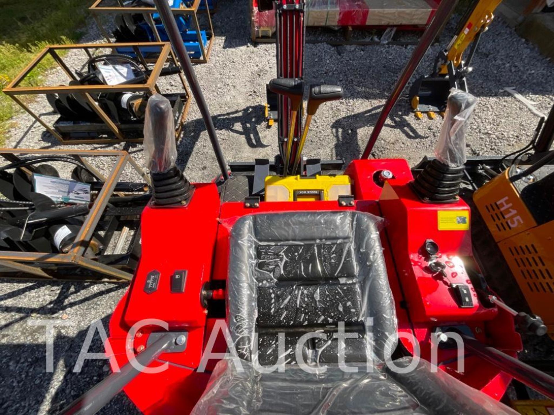 New AGT H15 Mini Excavator - Image 10 of 19