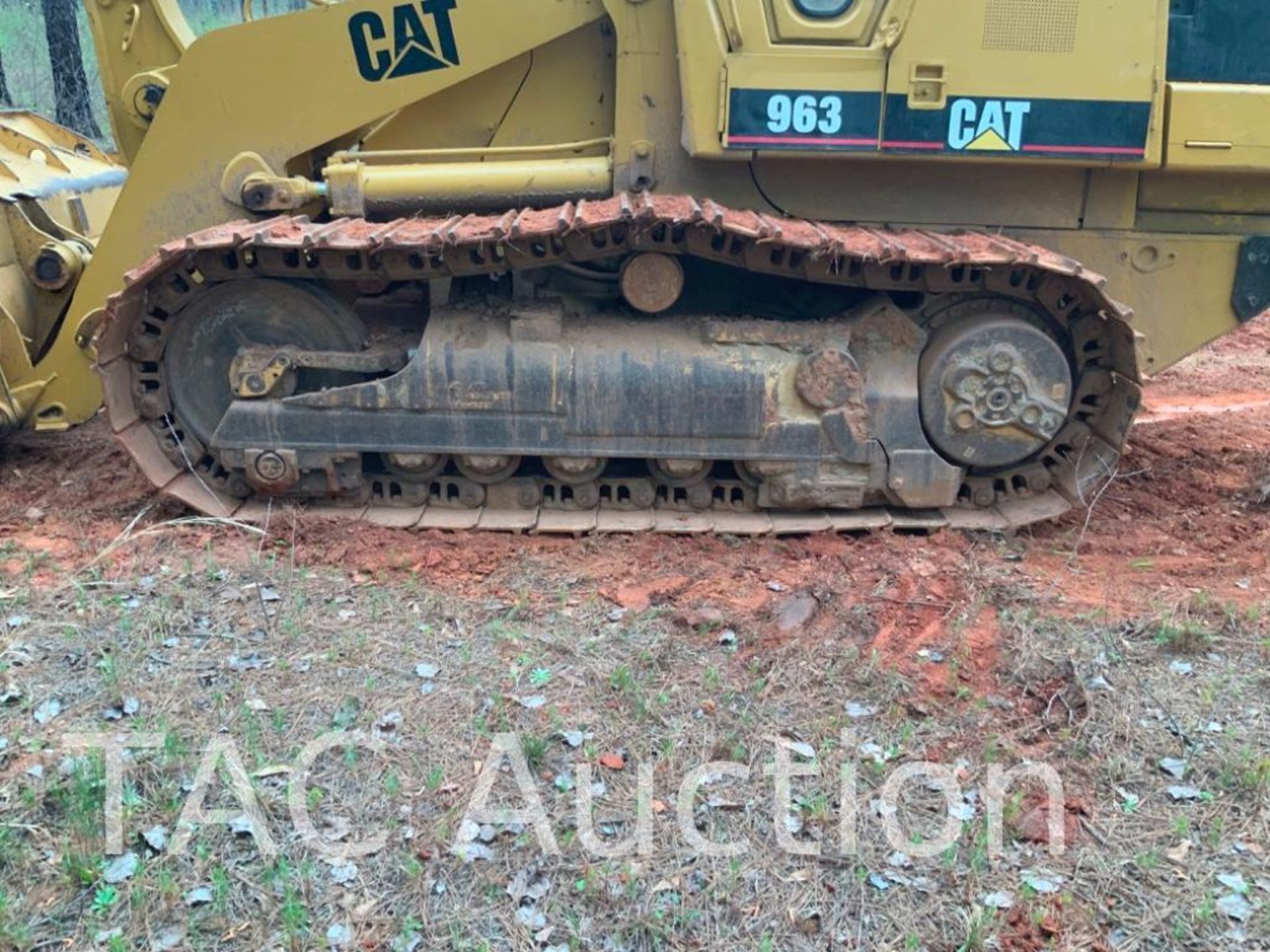 Caterpillar 963 Crawler Loader - Image 45 of 49