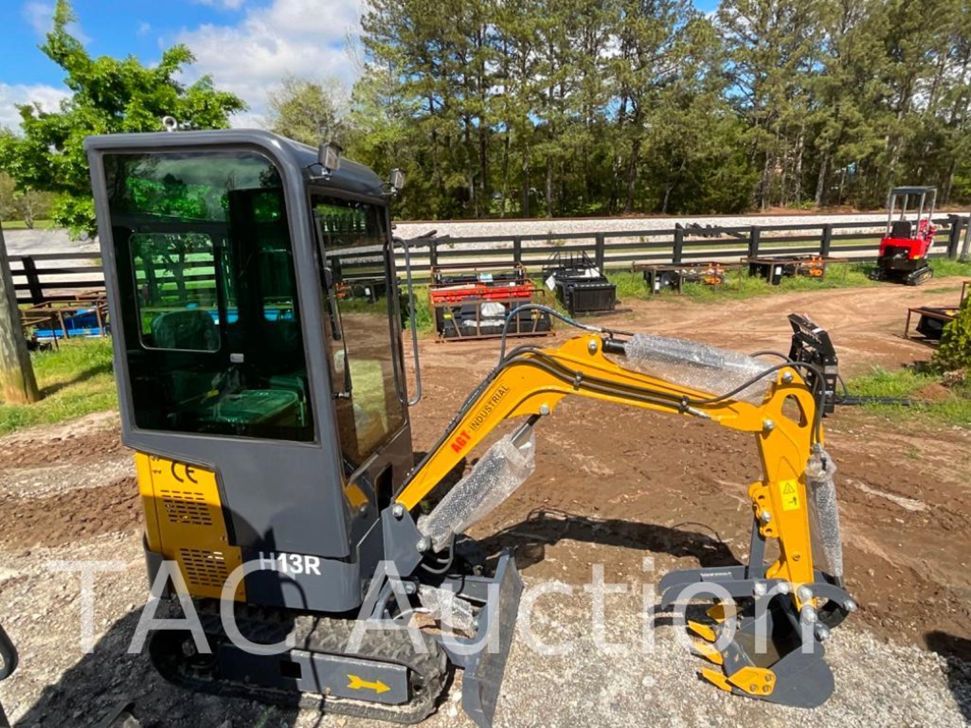 New AGT H13R Enclosed Cab Mini Excavator - Image 5 of 18