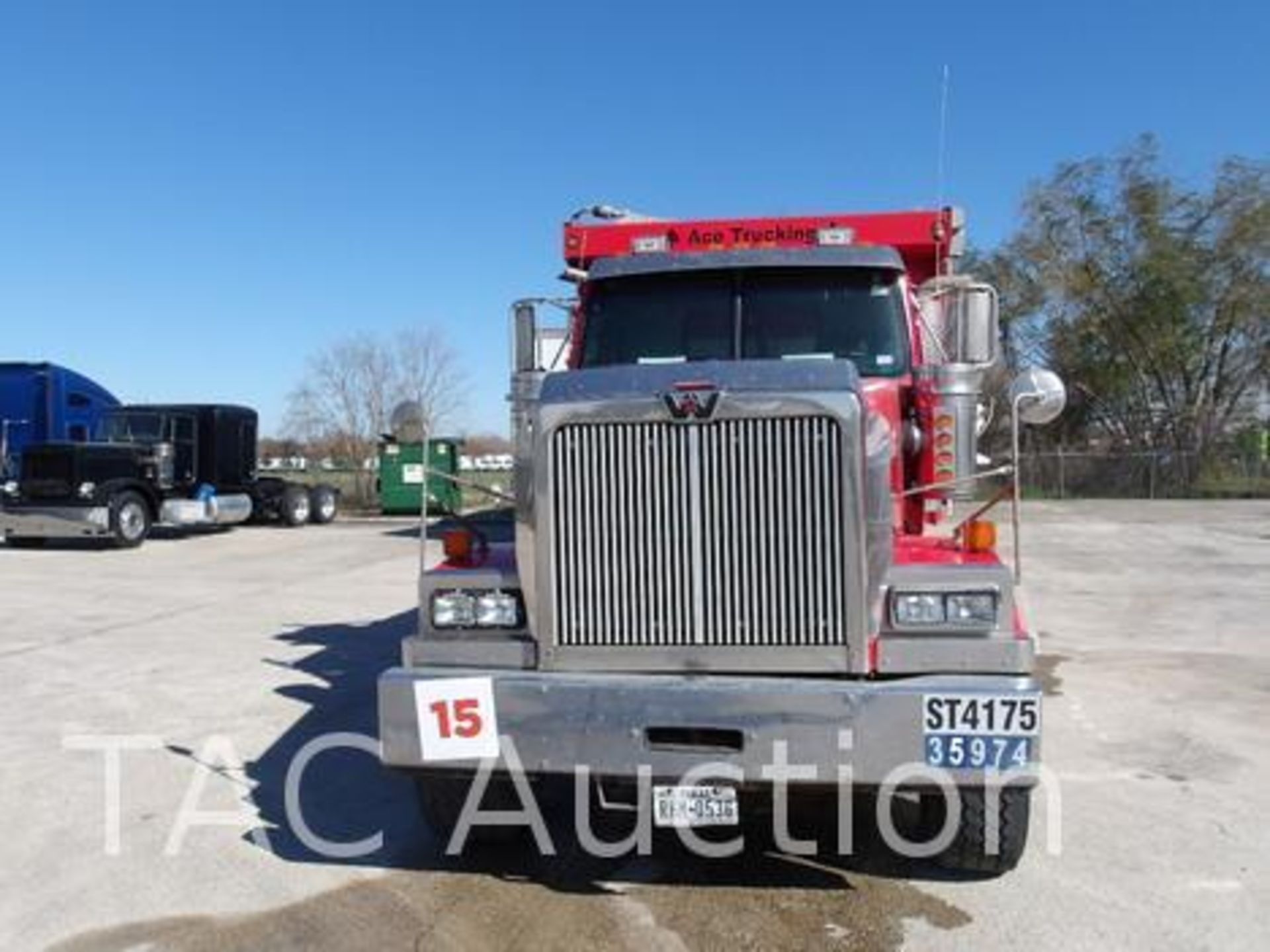 2017 Western Star 4900EX Quad-Axle Dump Truck - Image 19 of 196