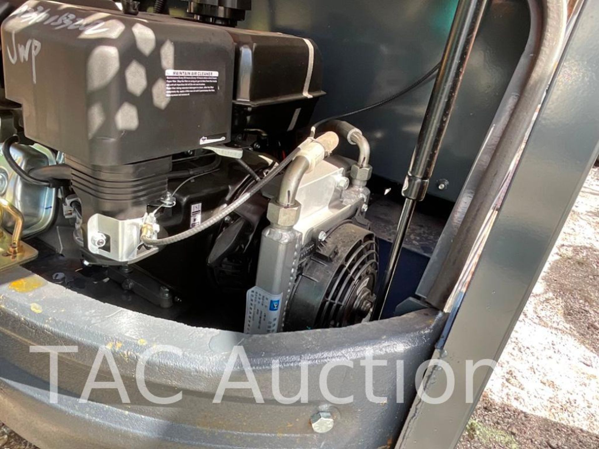 New AGT LH12R Mini Excavator - Image 13 of 19