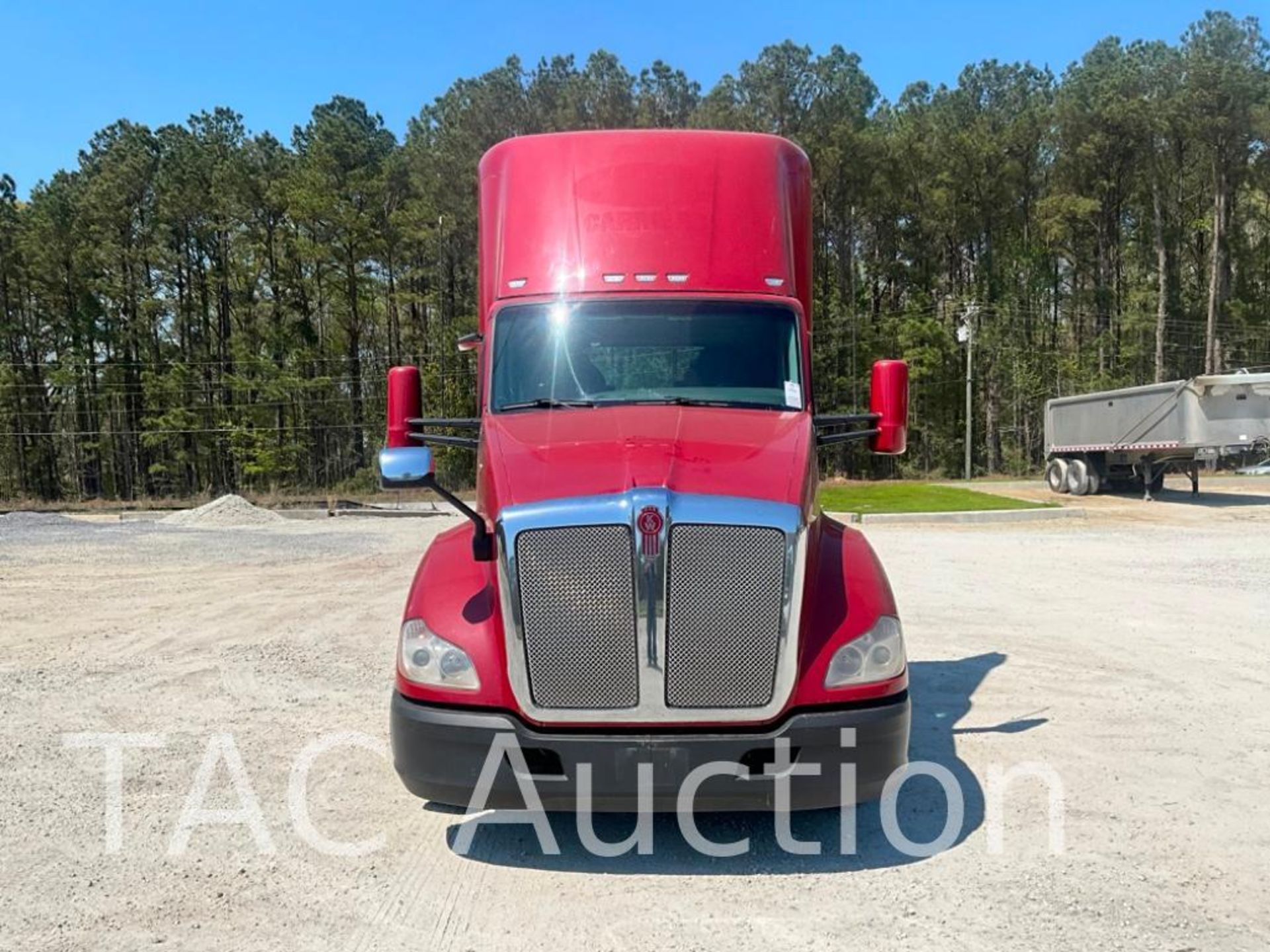 2018 Kenworth T680 Day Cab - Image 8 of 81