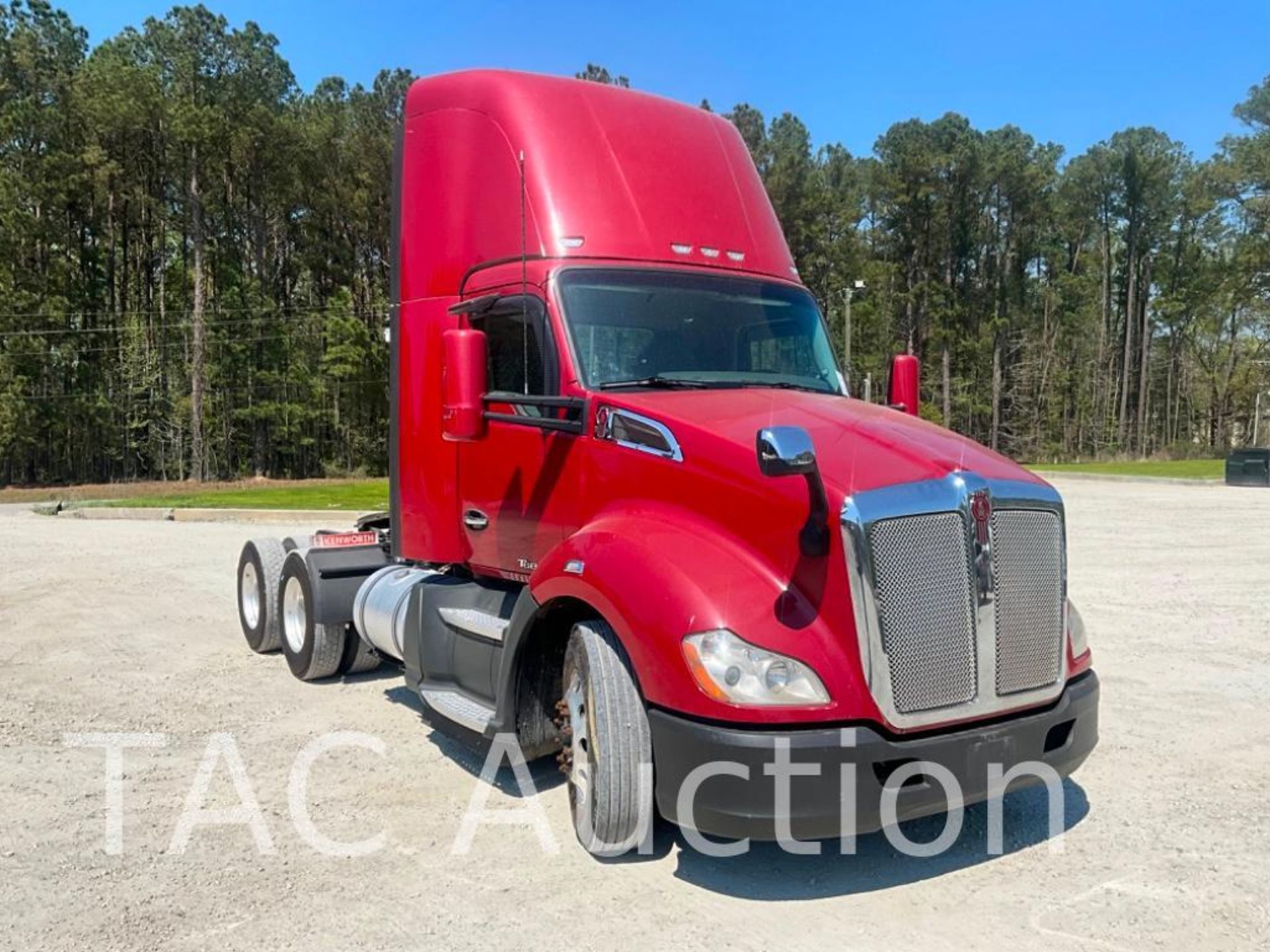 2018 Kenworth T680 Day Cab - Image 7 of 81