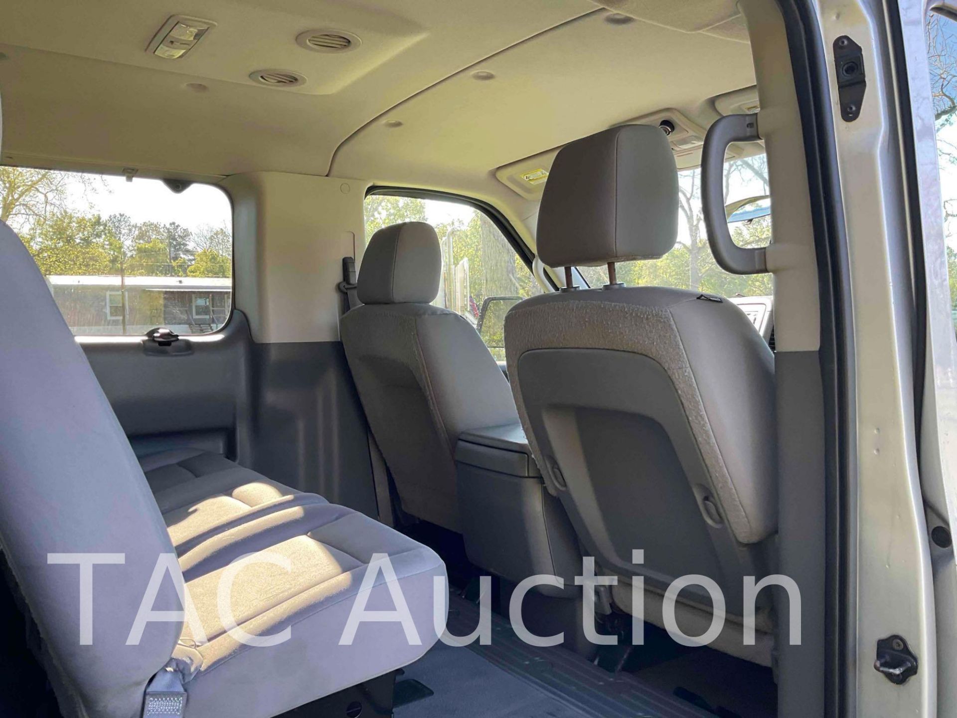 2013 Nissan NV3500 (12) Passenger Van - Image 29 of 46