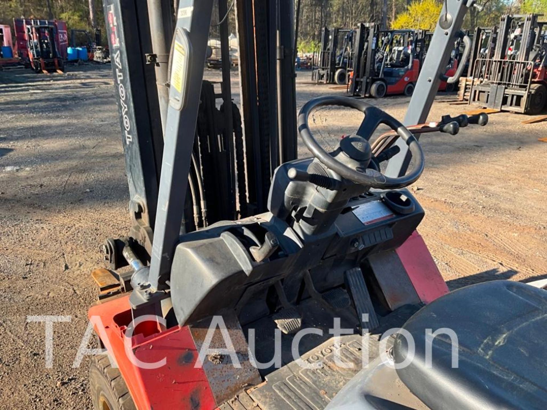 Toyota 7FGU35 8,000lb Forklift - Image 13 of 33