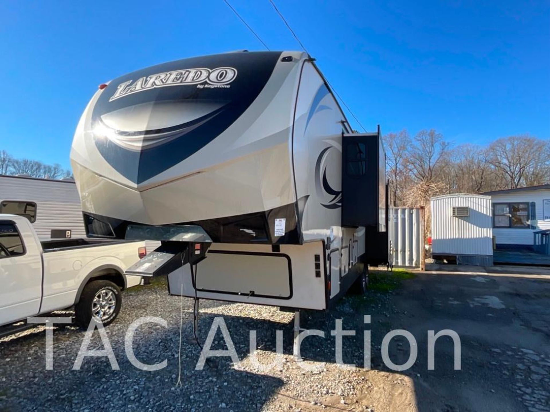 2017 Keystone Laredo LA350FB17 35ft Fifth Wheel Camper