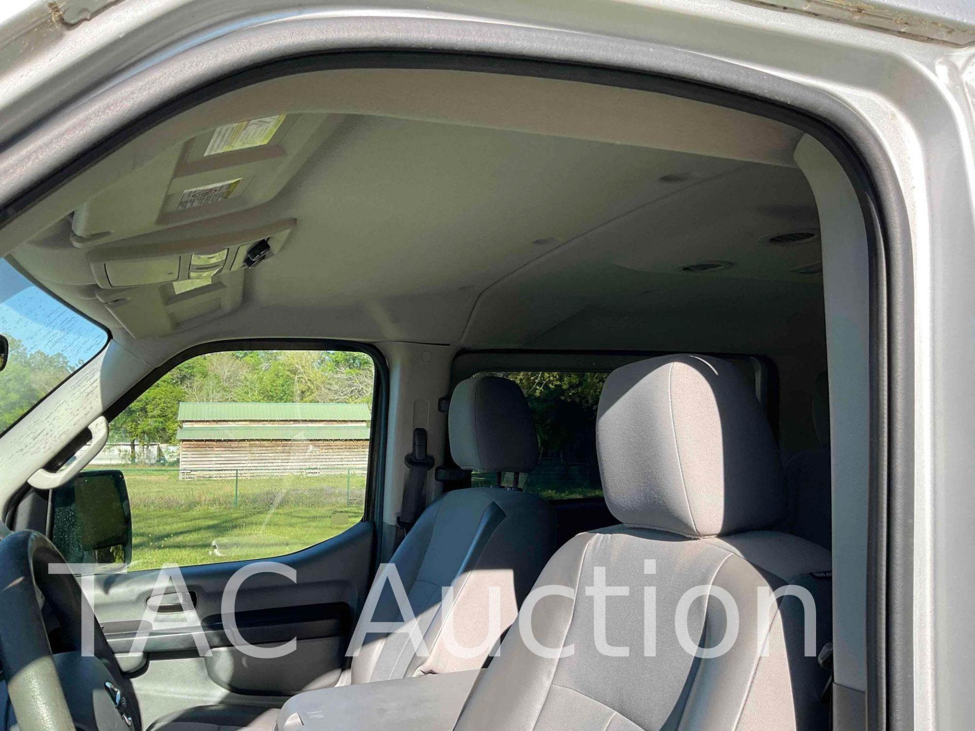 2013 Nissan NV3500 (12) Passenger Van - Image 13 of 46