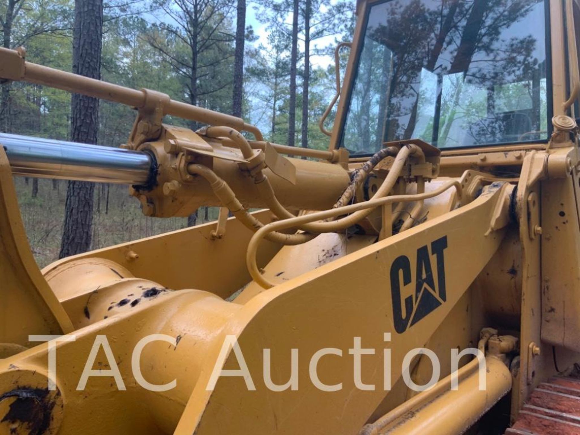 Caterpillar 963 Crawler Loader - Image 25 of 49