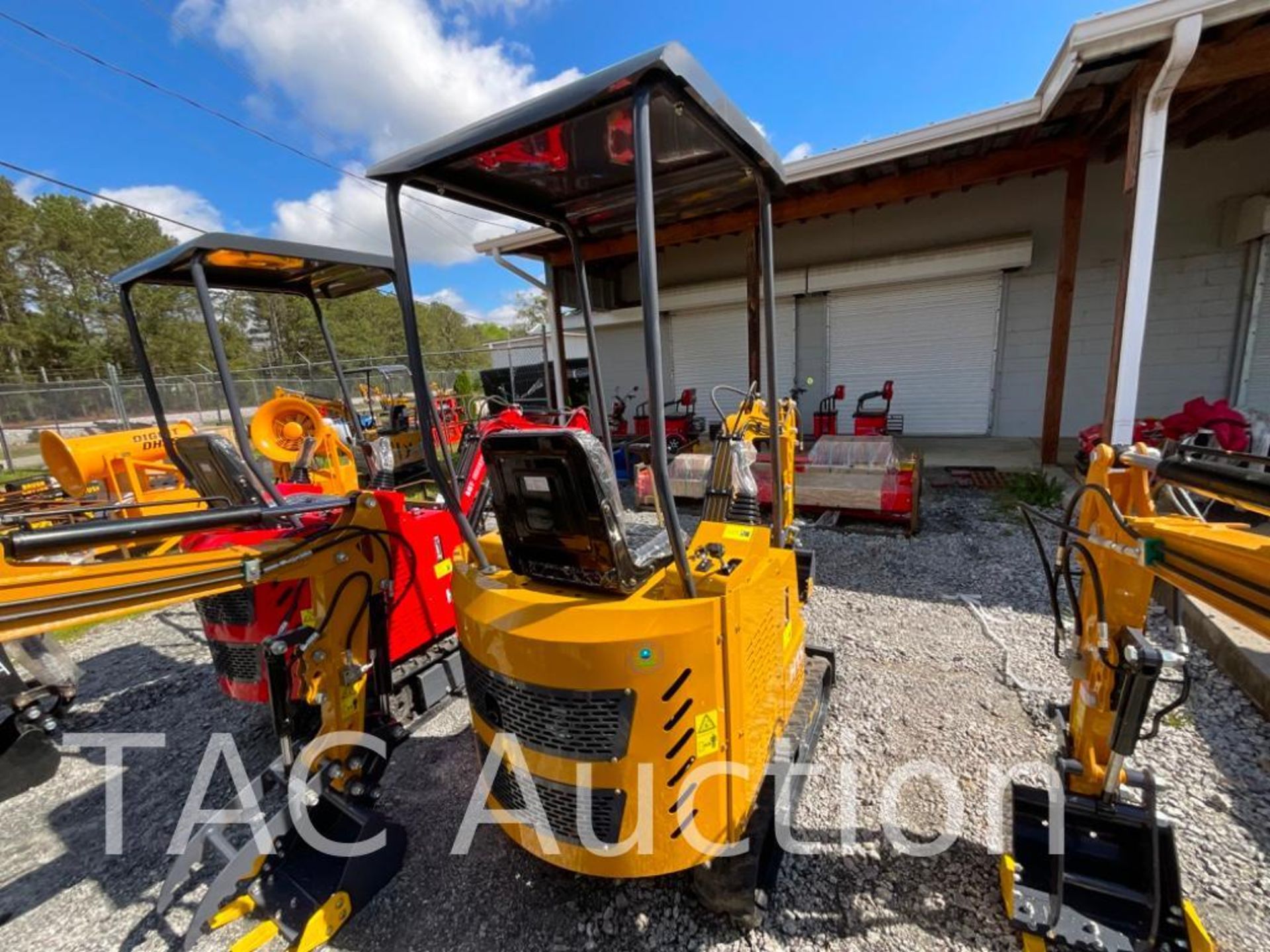 New AGT H15 Mini Excavator - Image 5 of 19