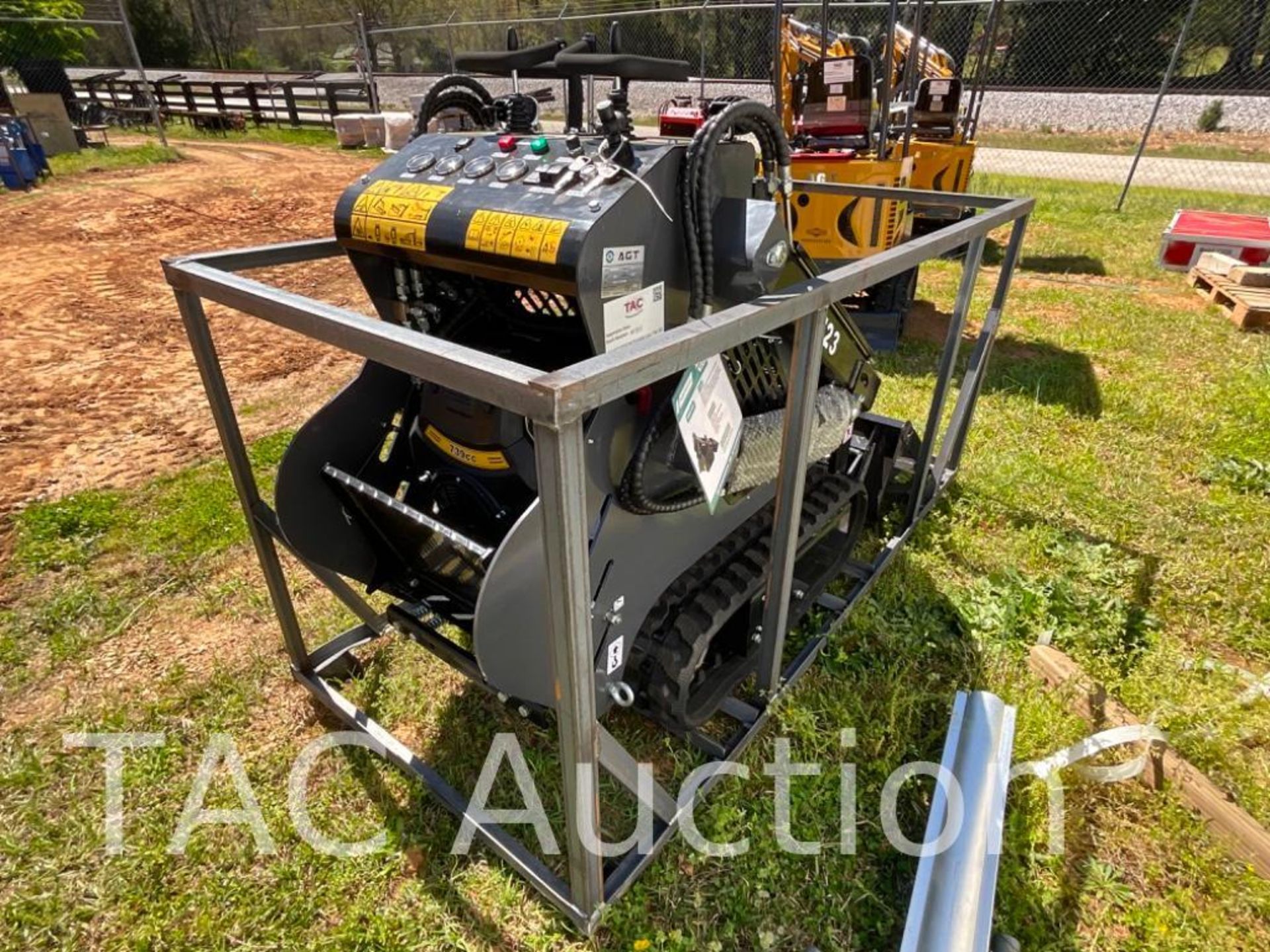 New AGT KRT23 Mini Skid Steer - Image 5 of 16