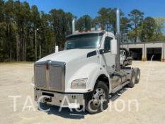 2016 Kenworth T880 Day Cab Truck