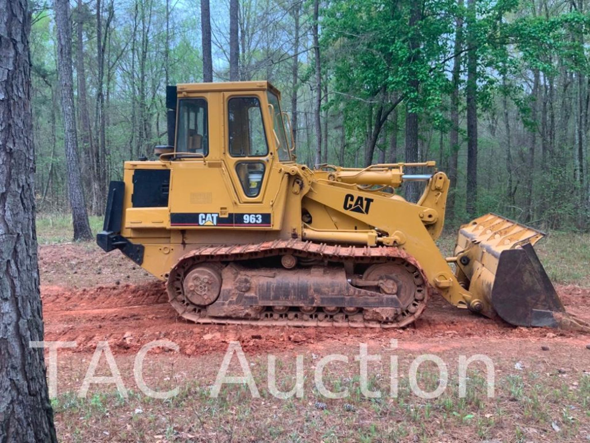 Caterpillar 963 Crawler Loader - Image 6 of 49