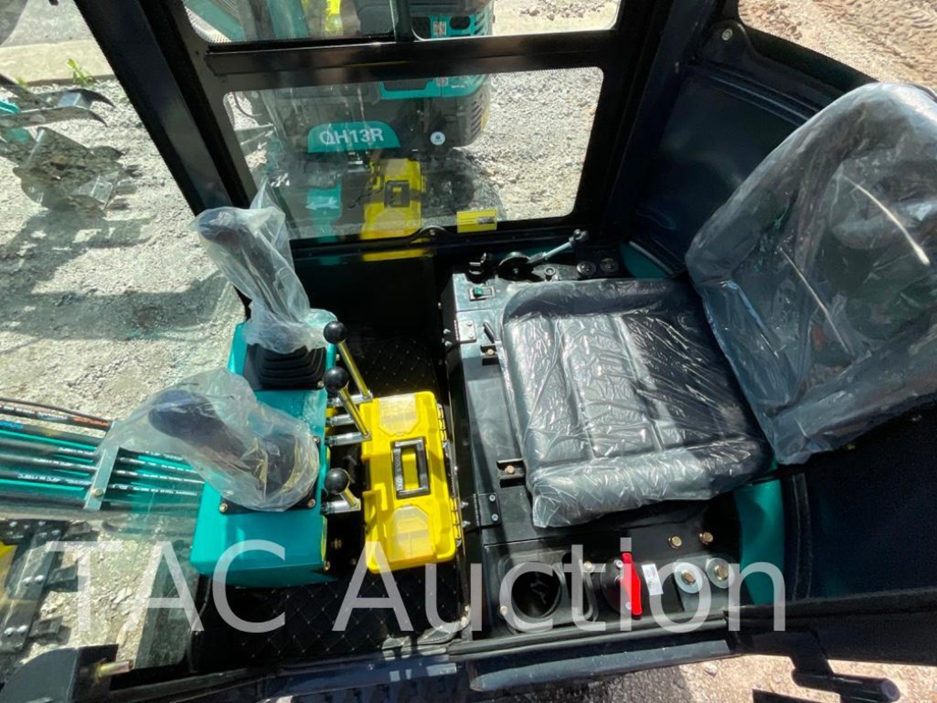 New AGT QH13R Enclosed Cab Mini Excavator - Image 10 of 19