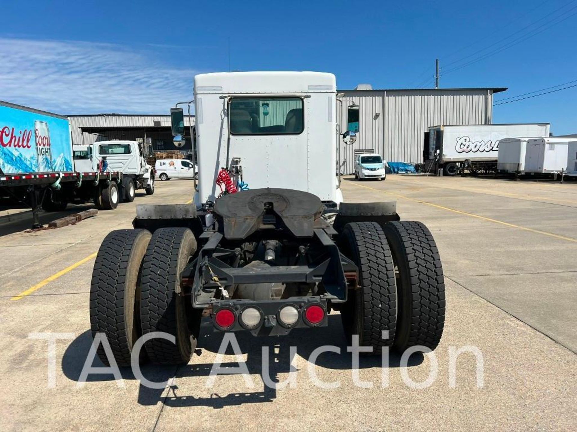 2015 Kenworth T370 S/A Day Cab - Image 4 of 52