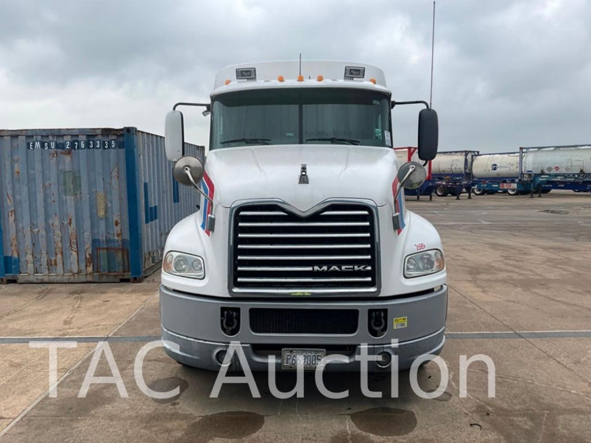 2015 Mack CXU613 Sleeper Truck - Bild 8 aus 81