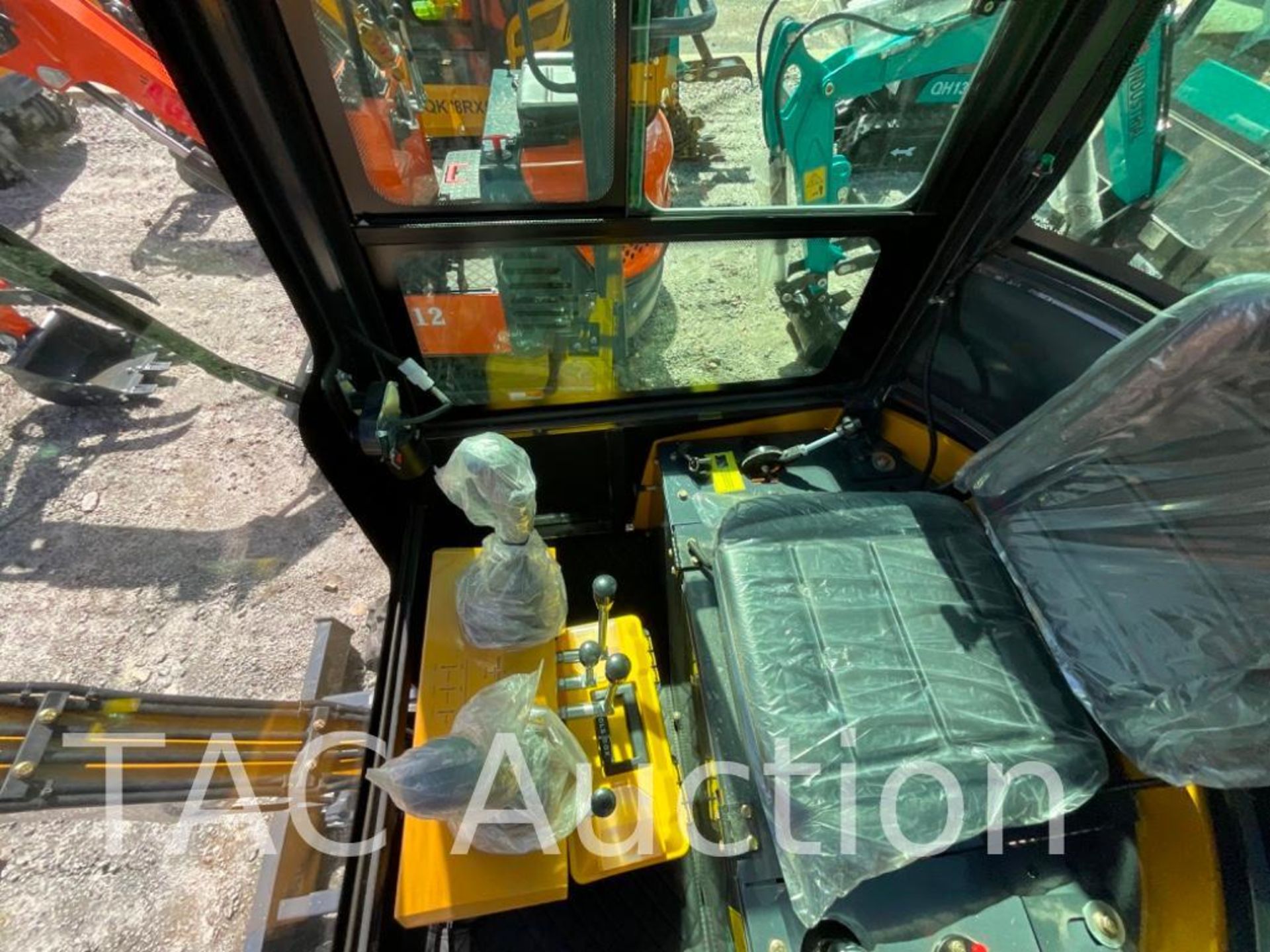New AGT H13R Enclosed Cab Mini Excavator - Image 9 of 18