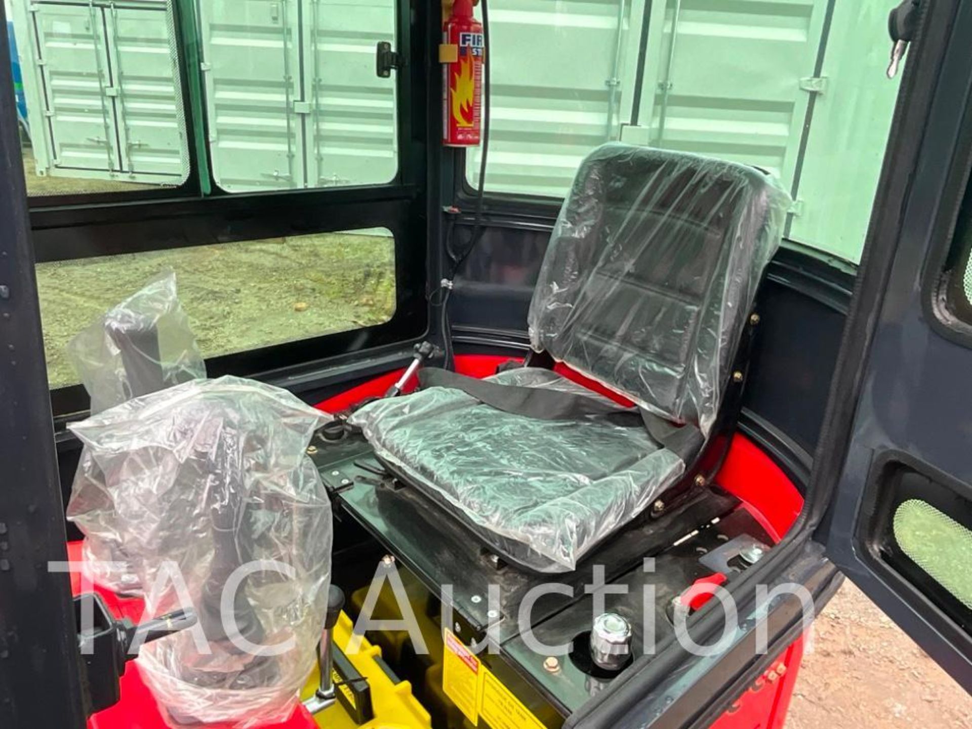 New MIVA VA13C Enclosed Cab Mini Excavator - Image 20 of 32