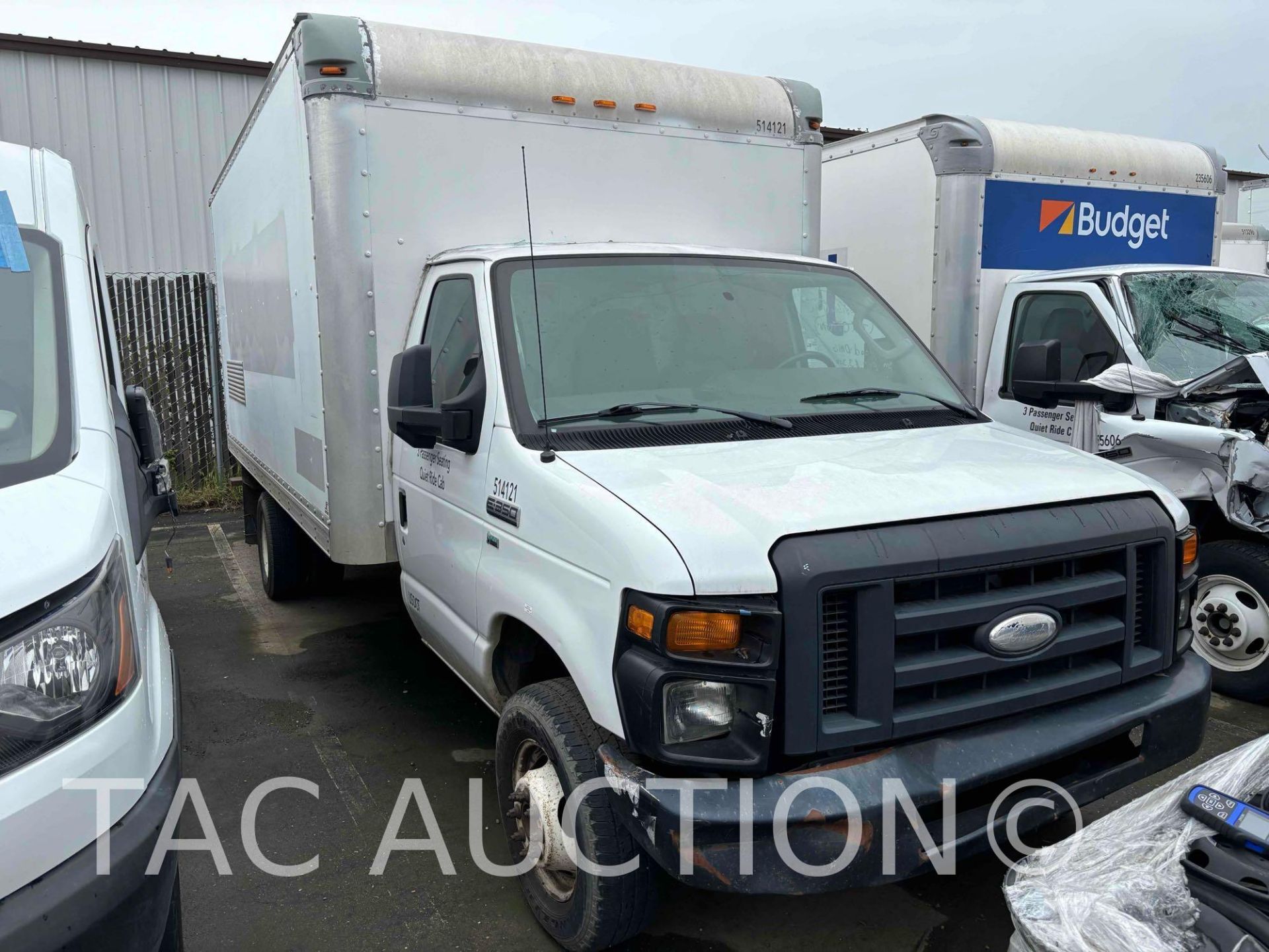 2015 Ford E-350 16ft Box Truck