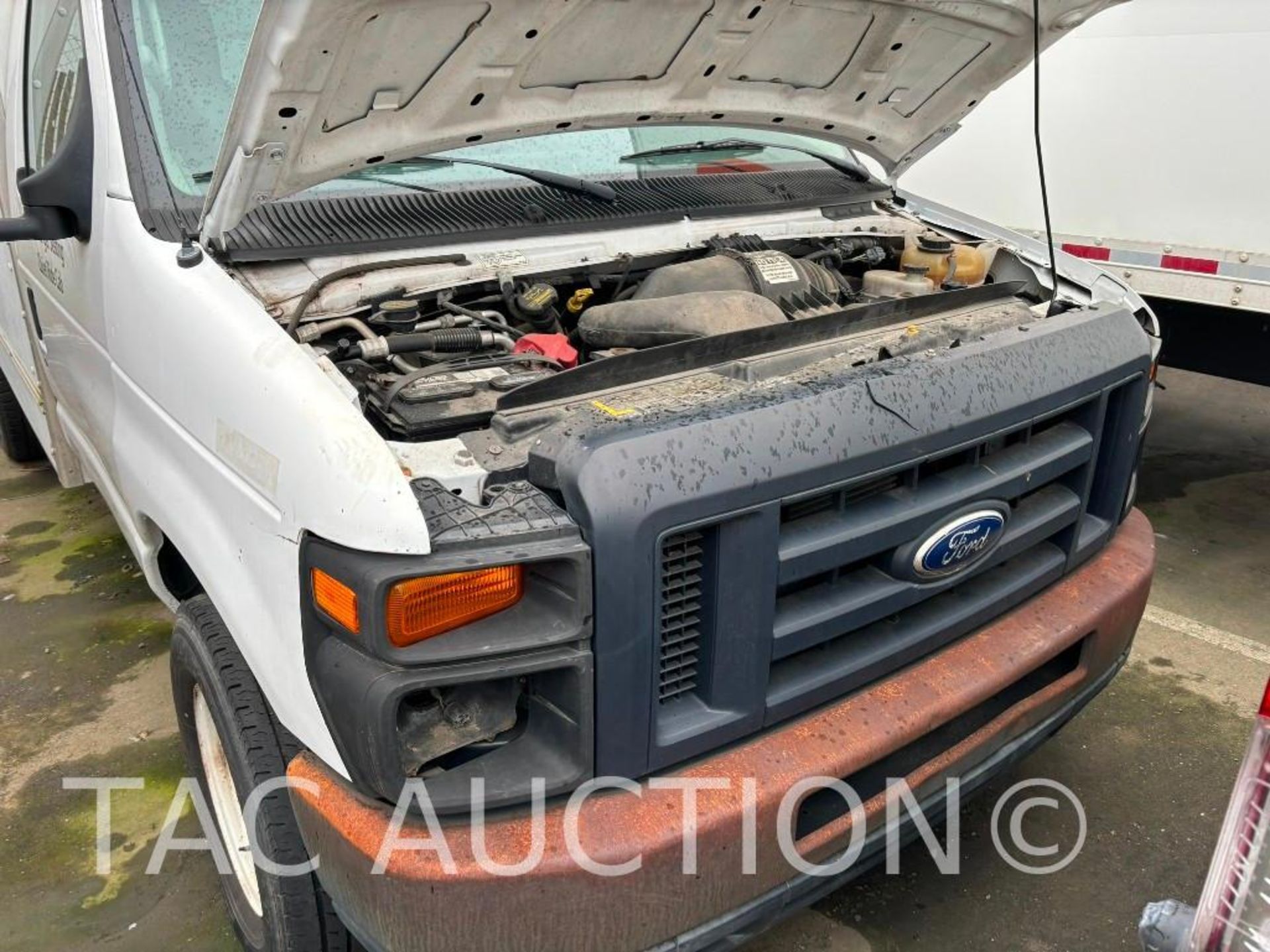 2015 Ford E-350 12ft Box Truck - Image 17 of 68