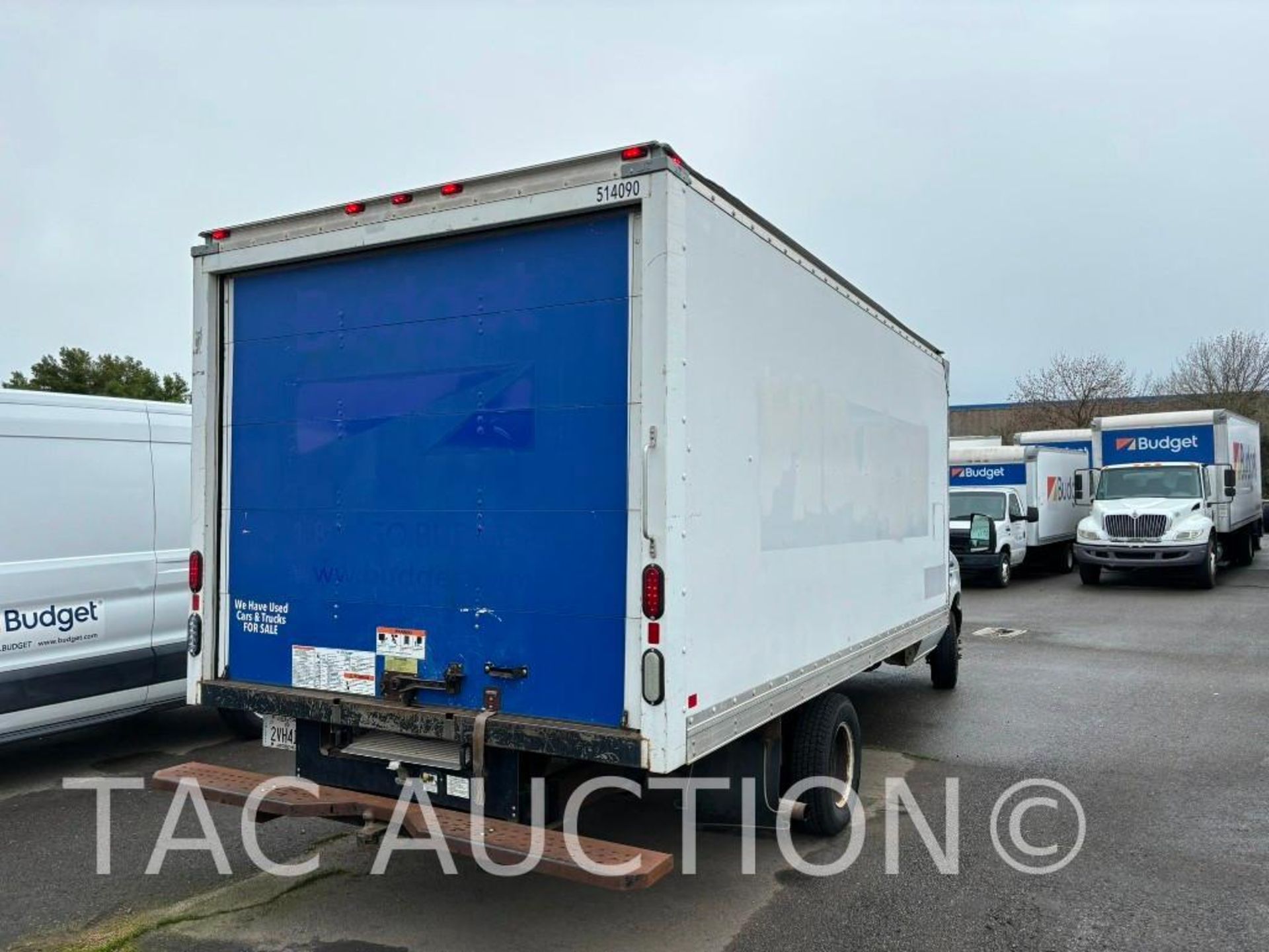 2015 Ford E-350 16ft Box Truck - Image 4 of 49