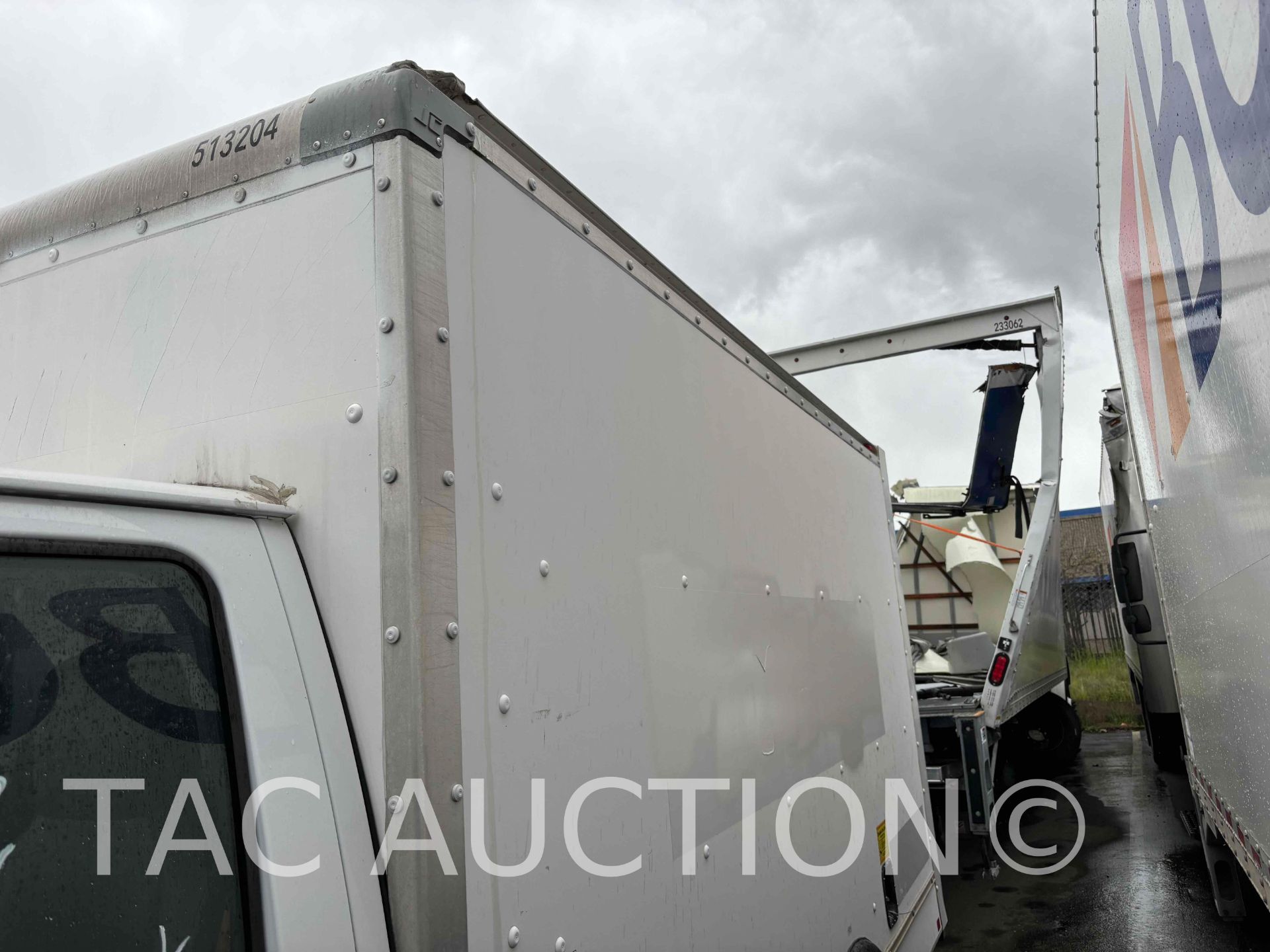 2015 Ford E-350 12ft Box Truck - Image 32 of 64