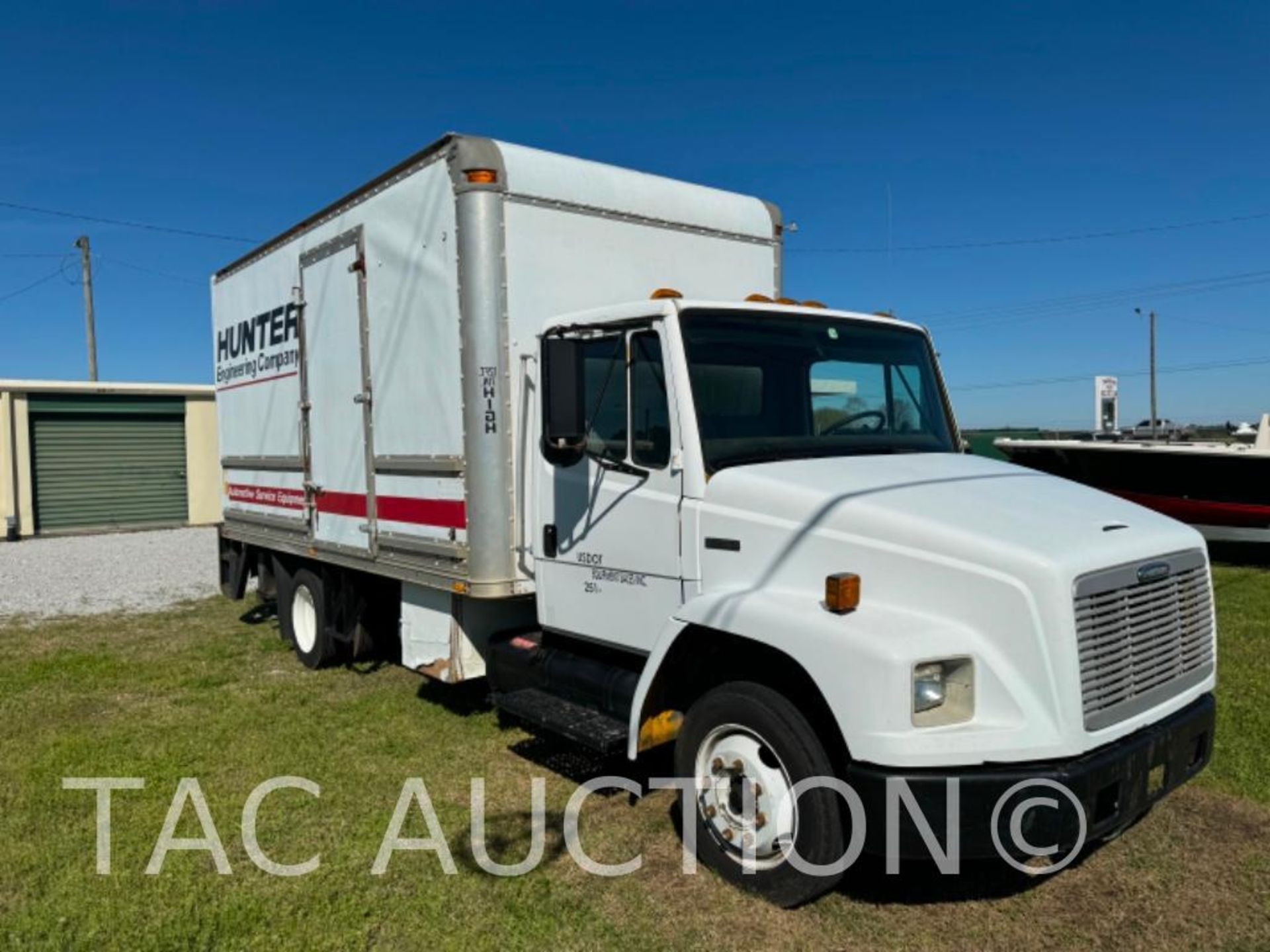 1999 Freightliner FL50 16ft Box Truck - Image 3 of 35