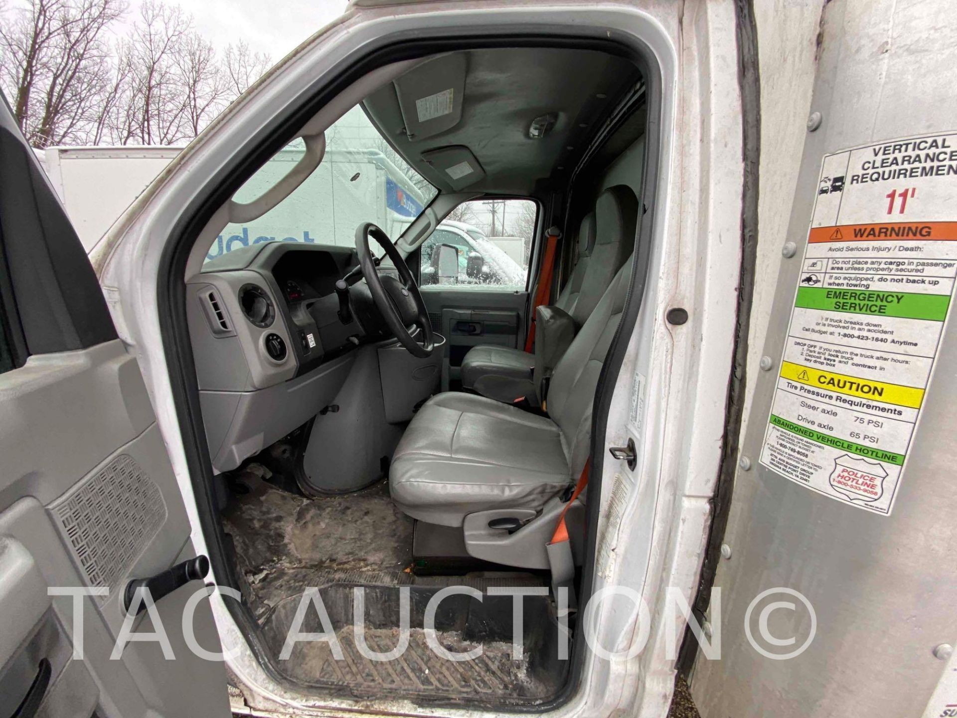 2016 Ford E-350 16ft Box Truck - Image 22 of 46