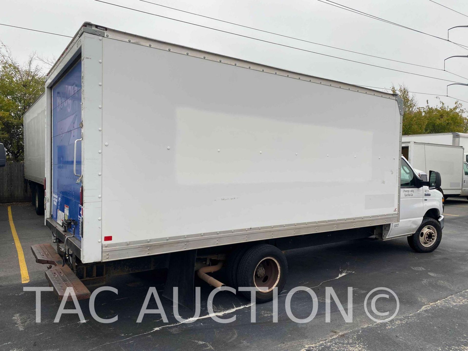 2014 Ford E-350 16ft Box Truck - Image 4 of 51
