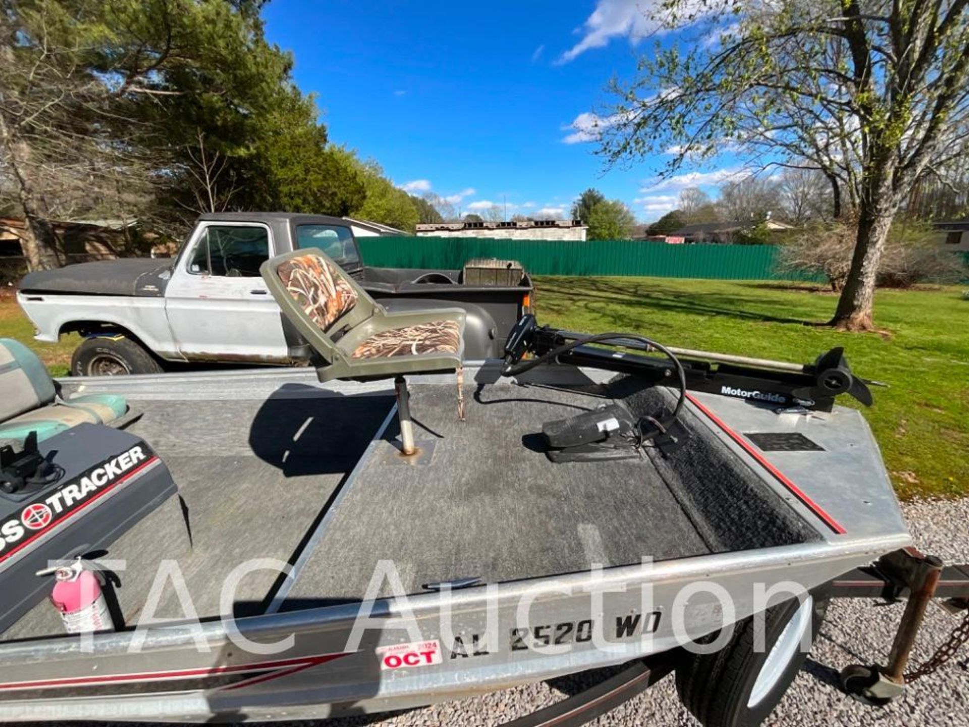 1989 Bass Tracker 17ft Bass Boat W/ Trailer - Image 11 of 52