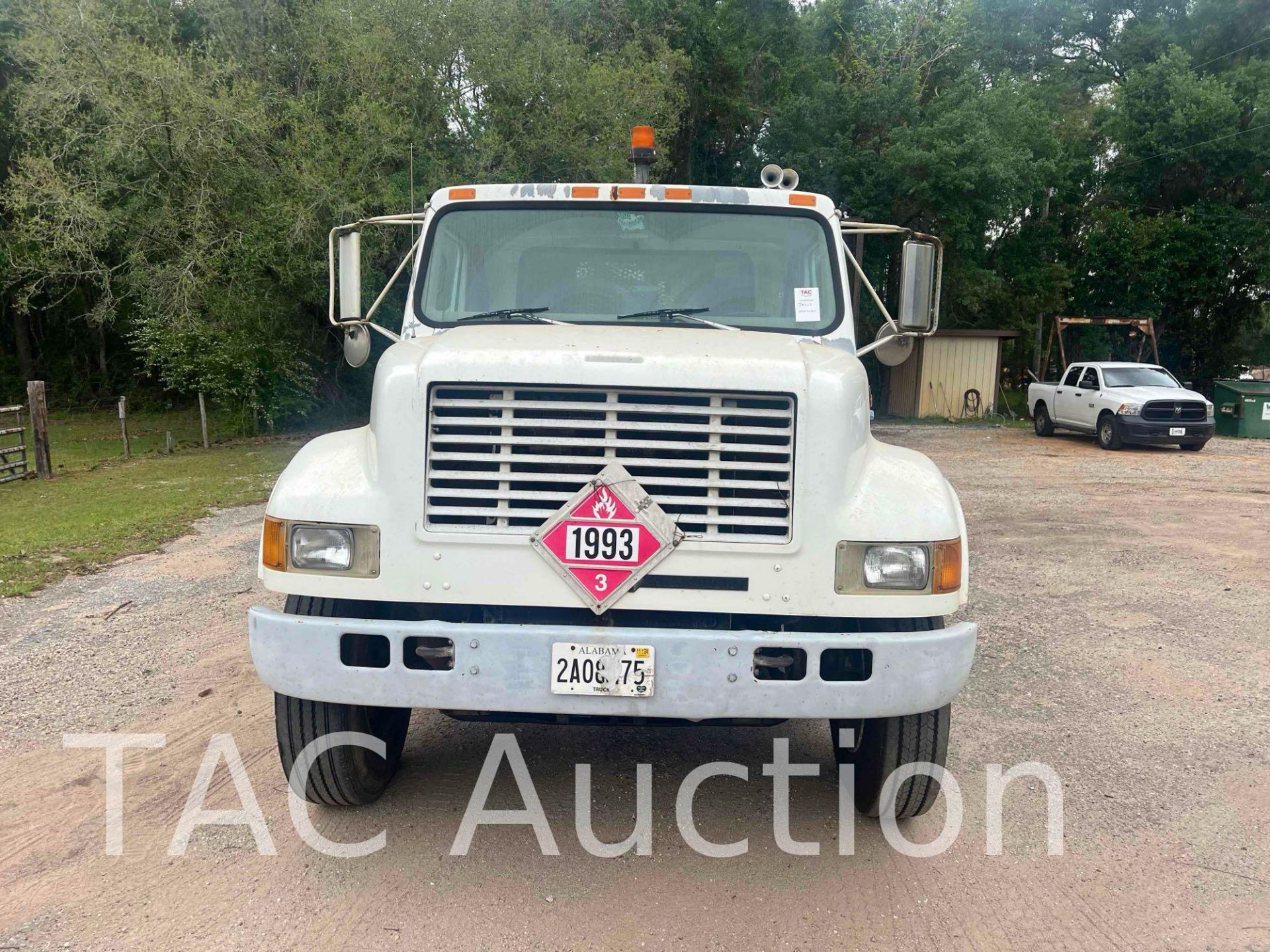 1999 International 4700 Flatbed Fuel Truck - Image 8 of 67