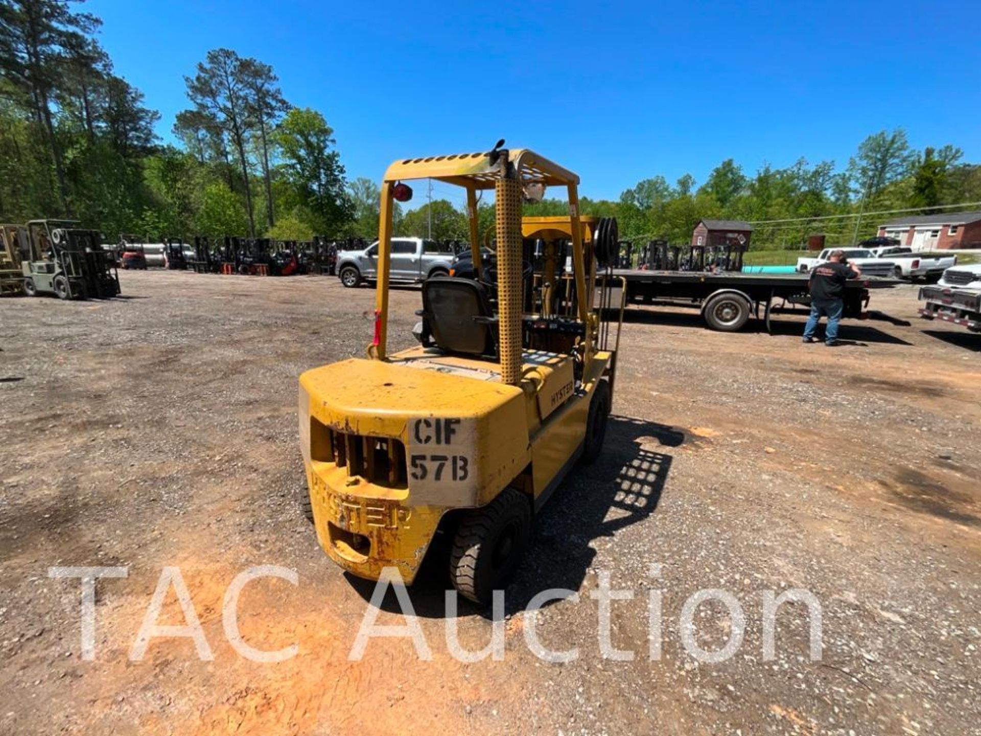 Hyster H40XL 4000lb Diesel Forklift - Image 5 of 23