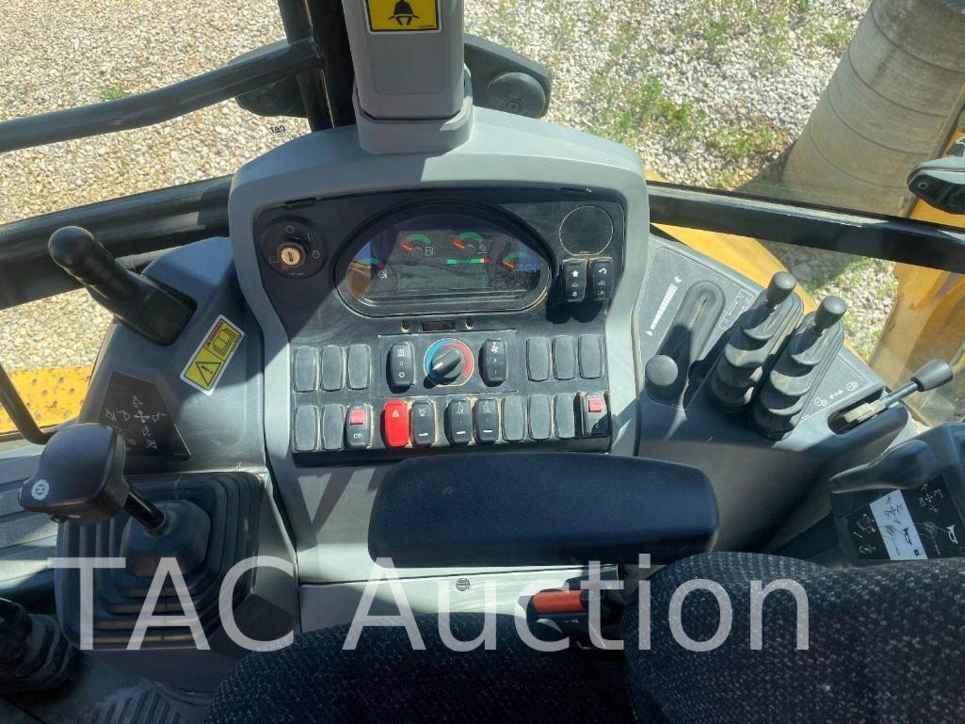 2019 Caterpillar 416F2 Backhoe Loader - Image 10 of 16