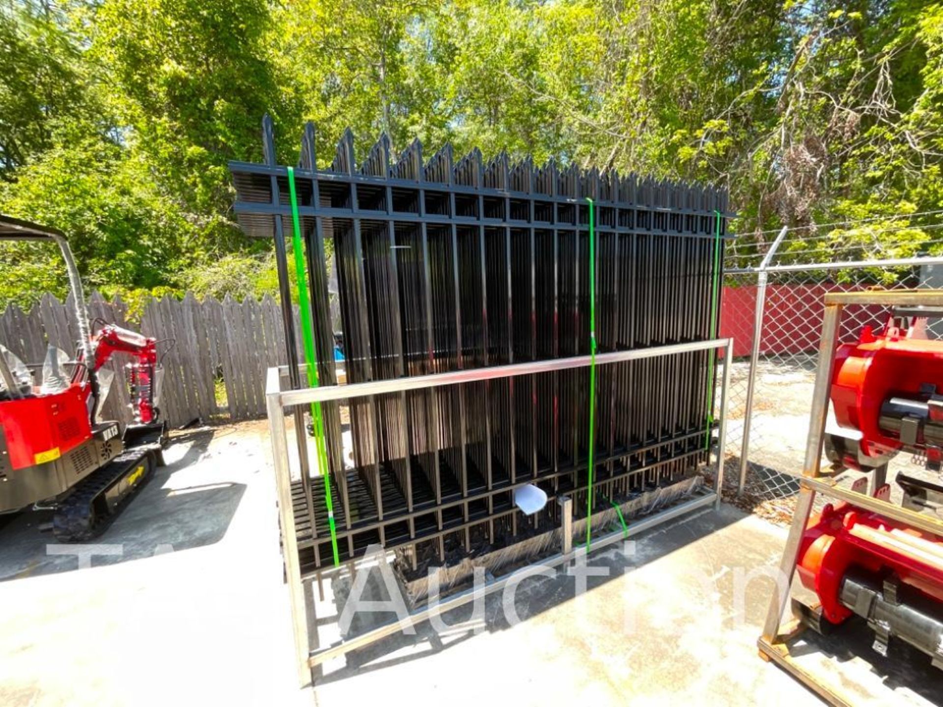 New Powder Coated Galvanized Steel Fencing - Image 2 of 4