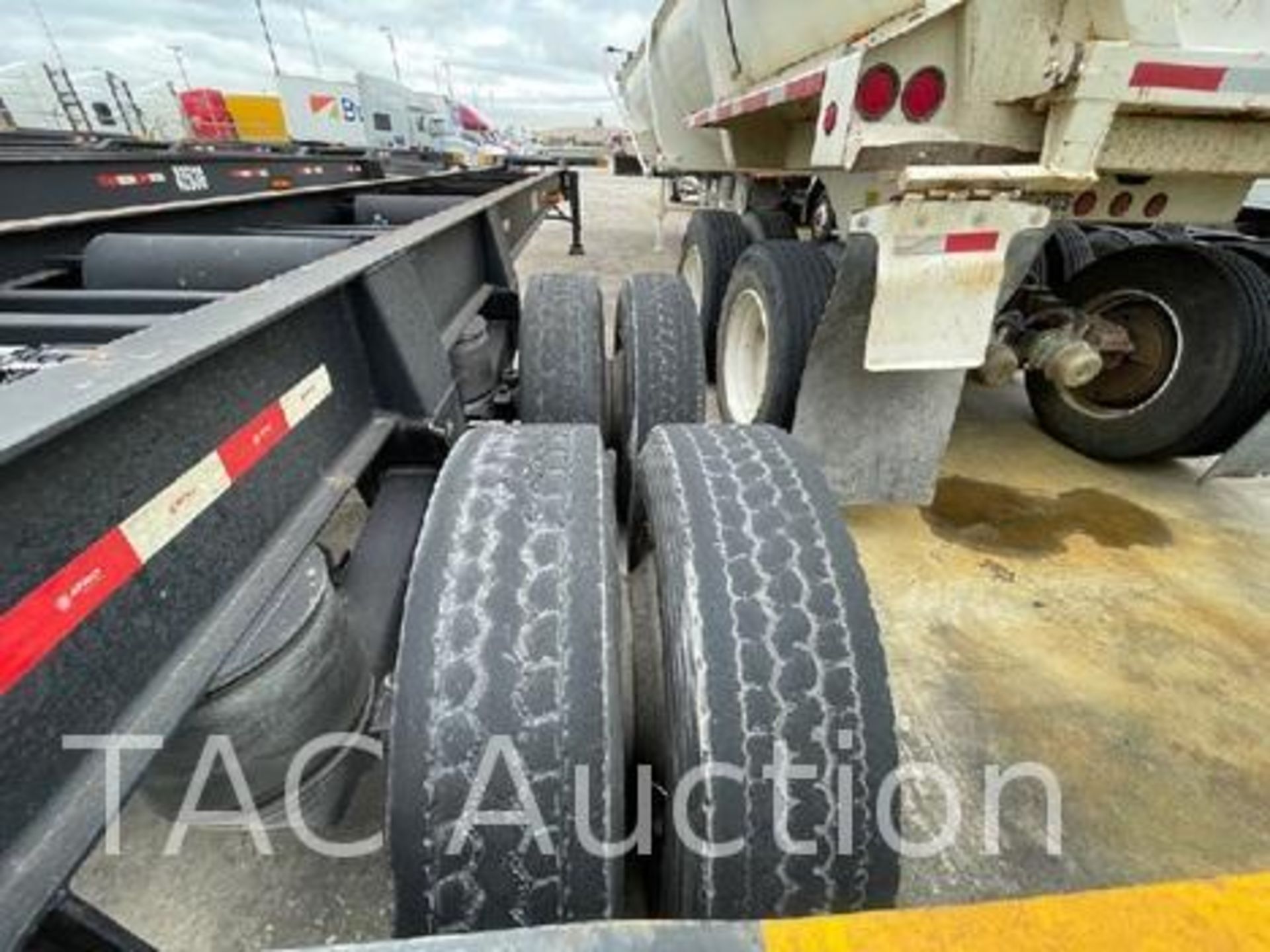 2023 ATRO 40ft Container Chassis - Image 26 of 52
