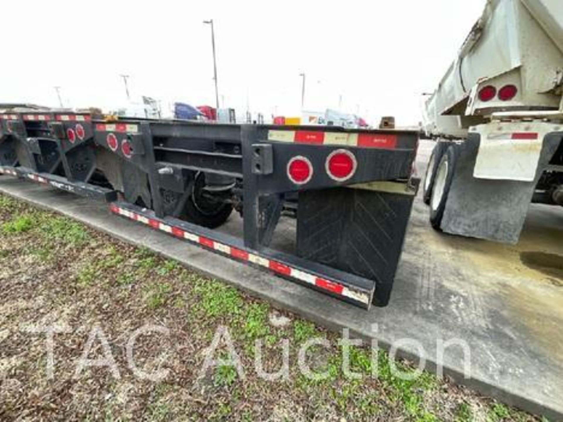 2023 ATRO 40ft Container Chassis - Image 18 of 52