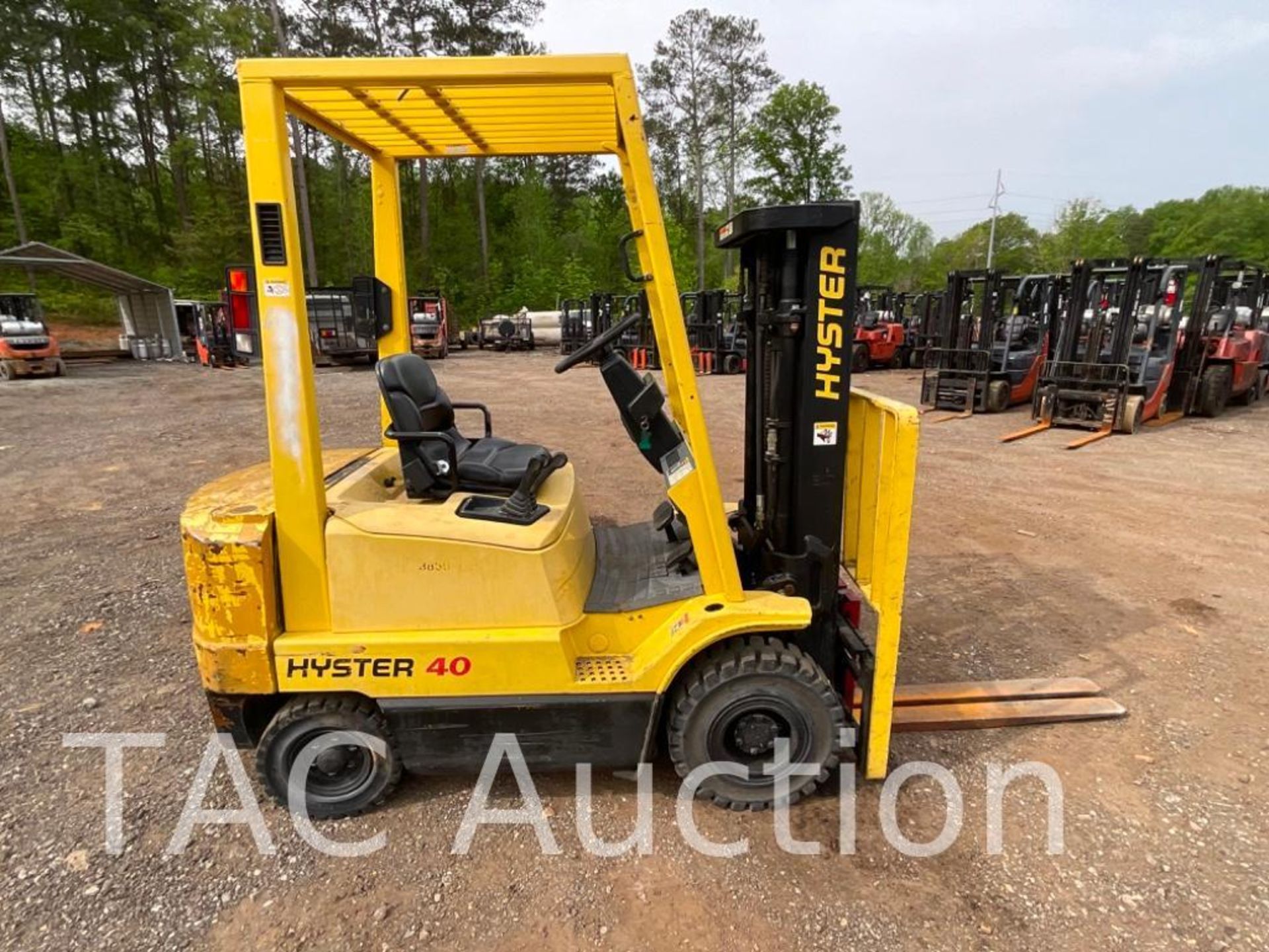 Hyster H40XMS 3850lb Diesel Forklift - Image 6 of 26