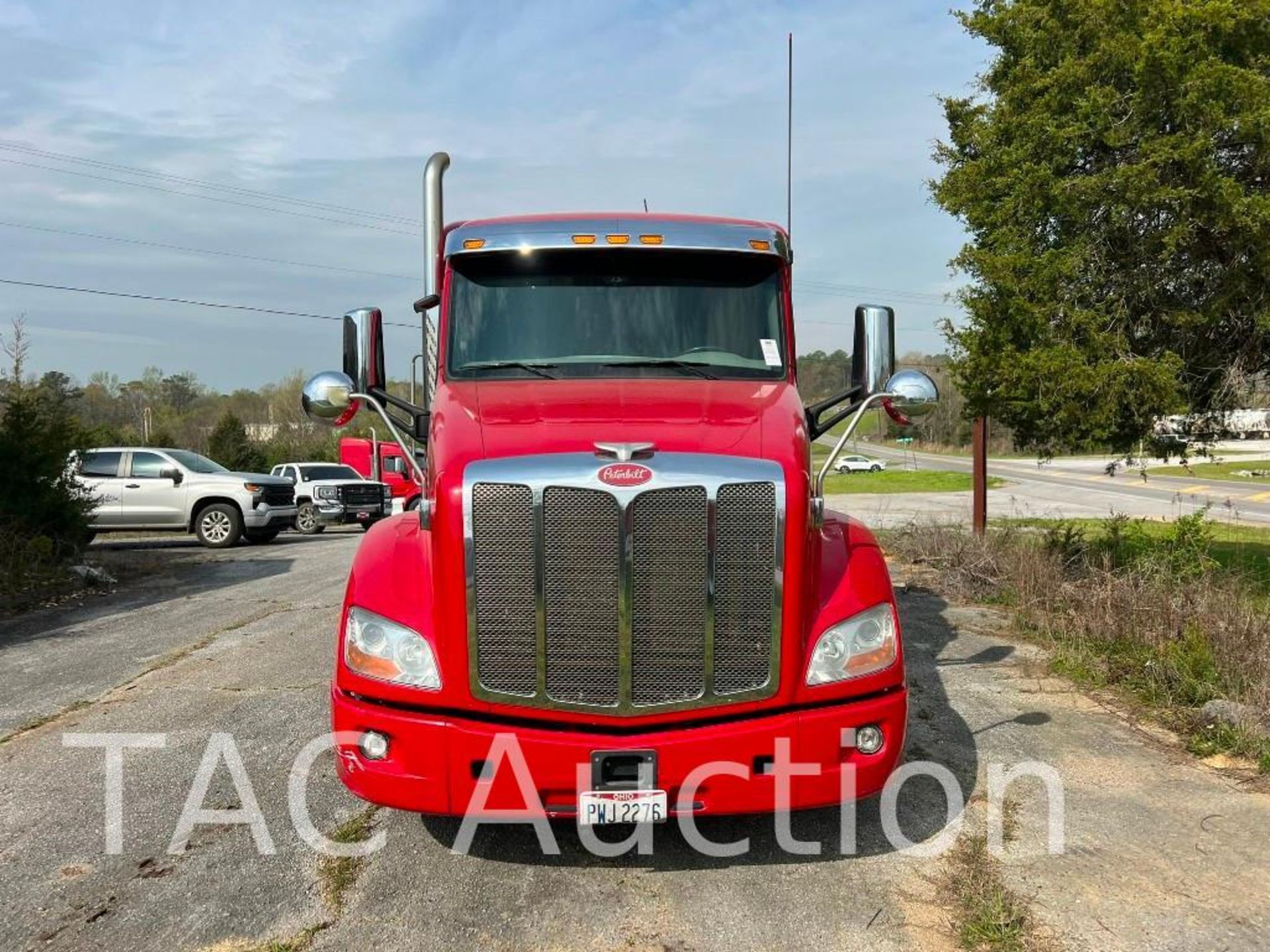 2018 Peterbilt 579 Sleeper Truck - Image 8 of 67