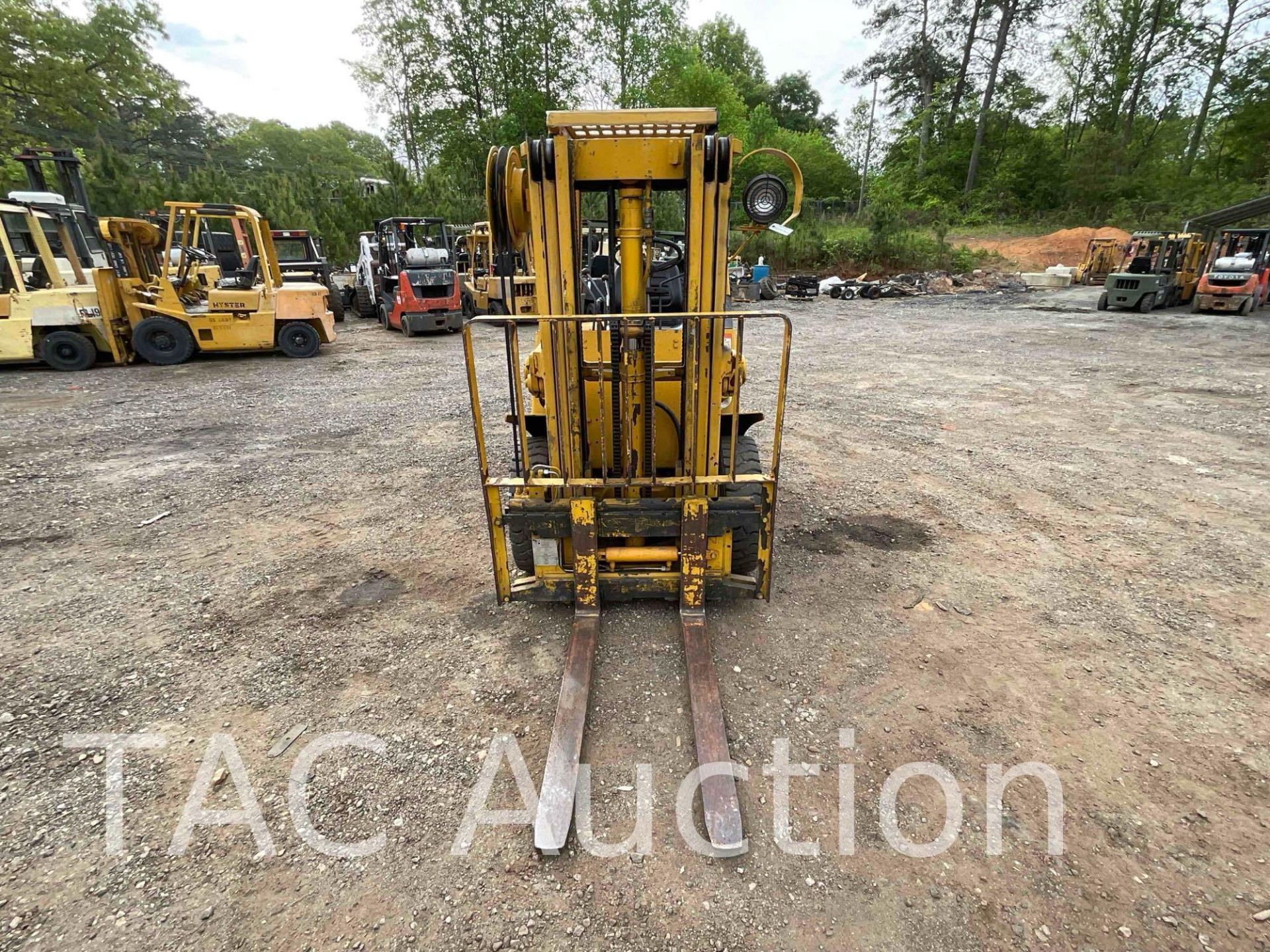 Hyster H40XLM 4000lb Diesel Forklift - Image 8 of 25