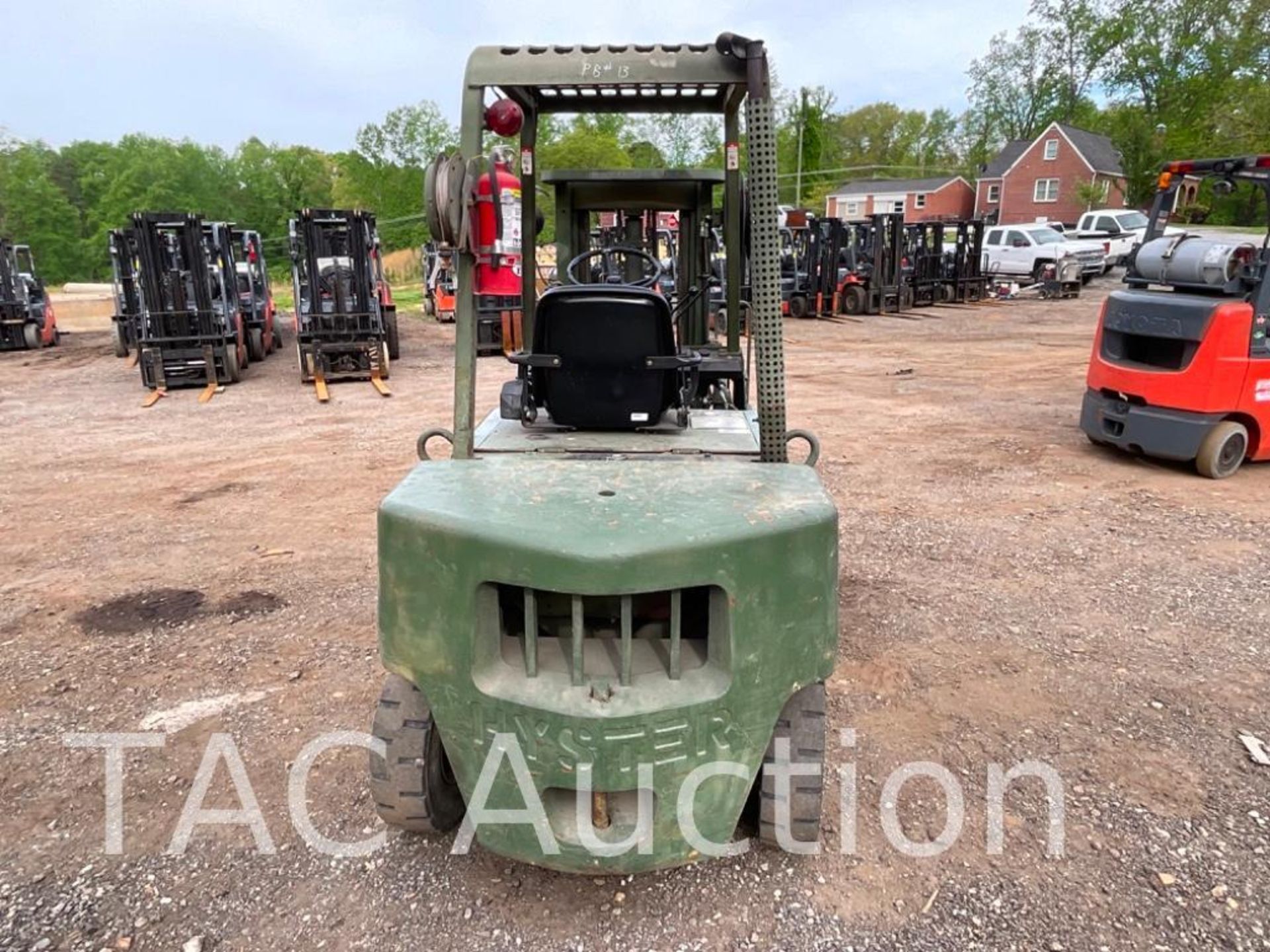 Hyster H40XLM 4000lb Diesel Forklift - Image 4 of 24