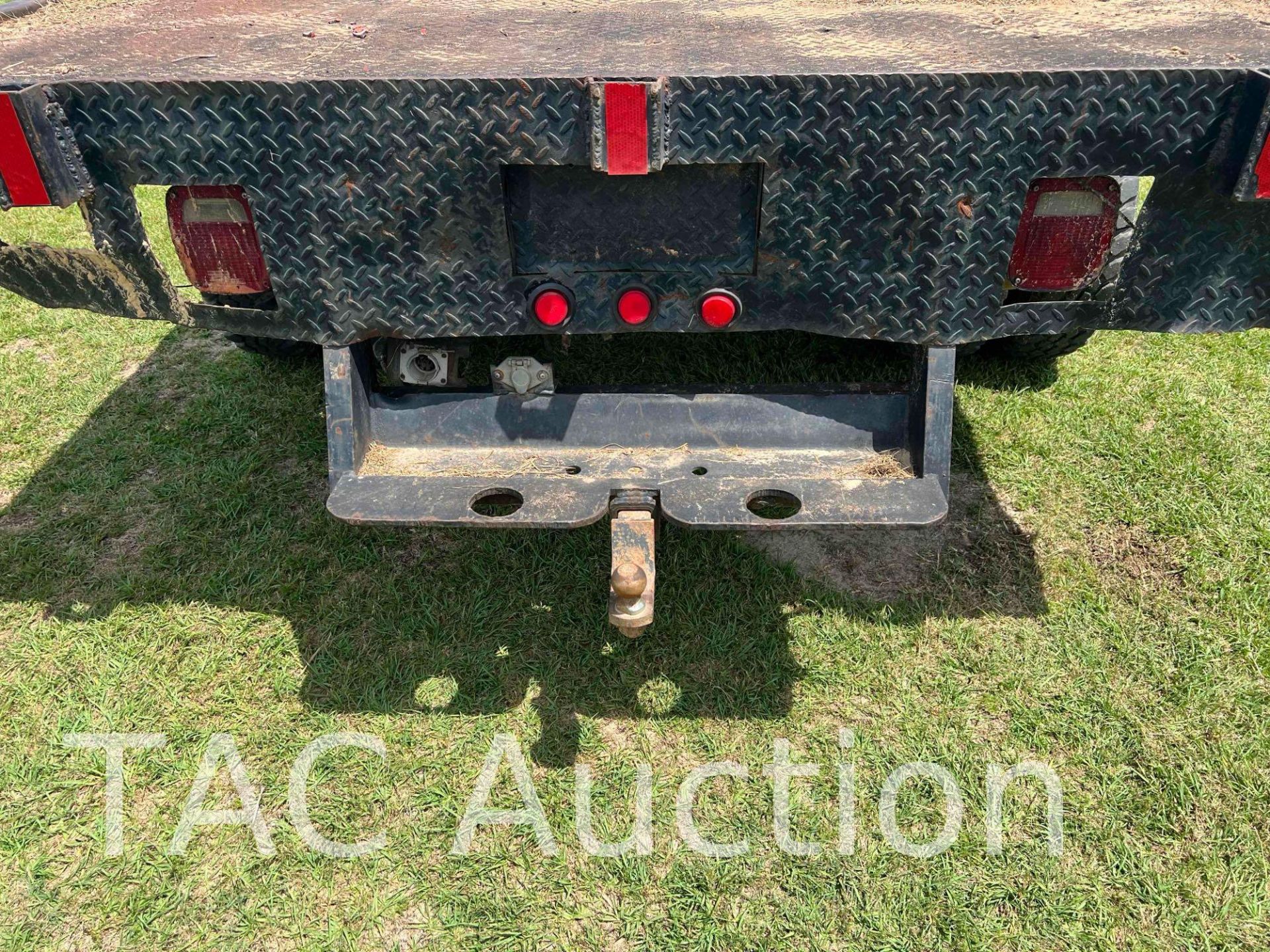 2000 Ford F350 4x4 Extended Cab Flatbed Truck - Image 13 of 55