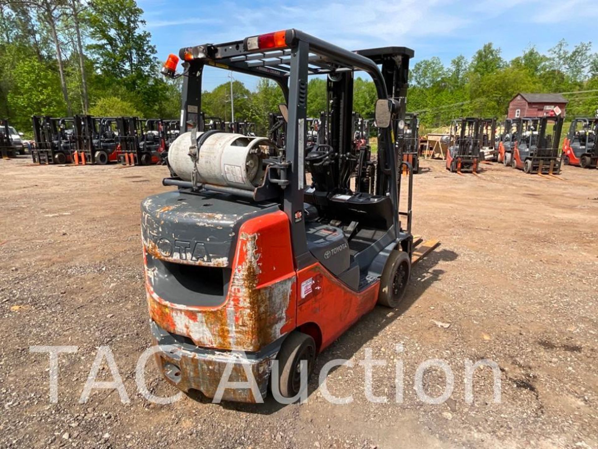 2015 Toyota 8FGCU30 6000lb Forklift - Image 5 of 27