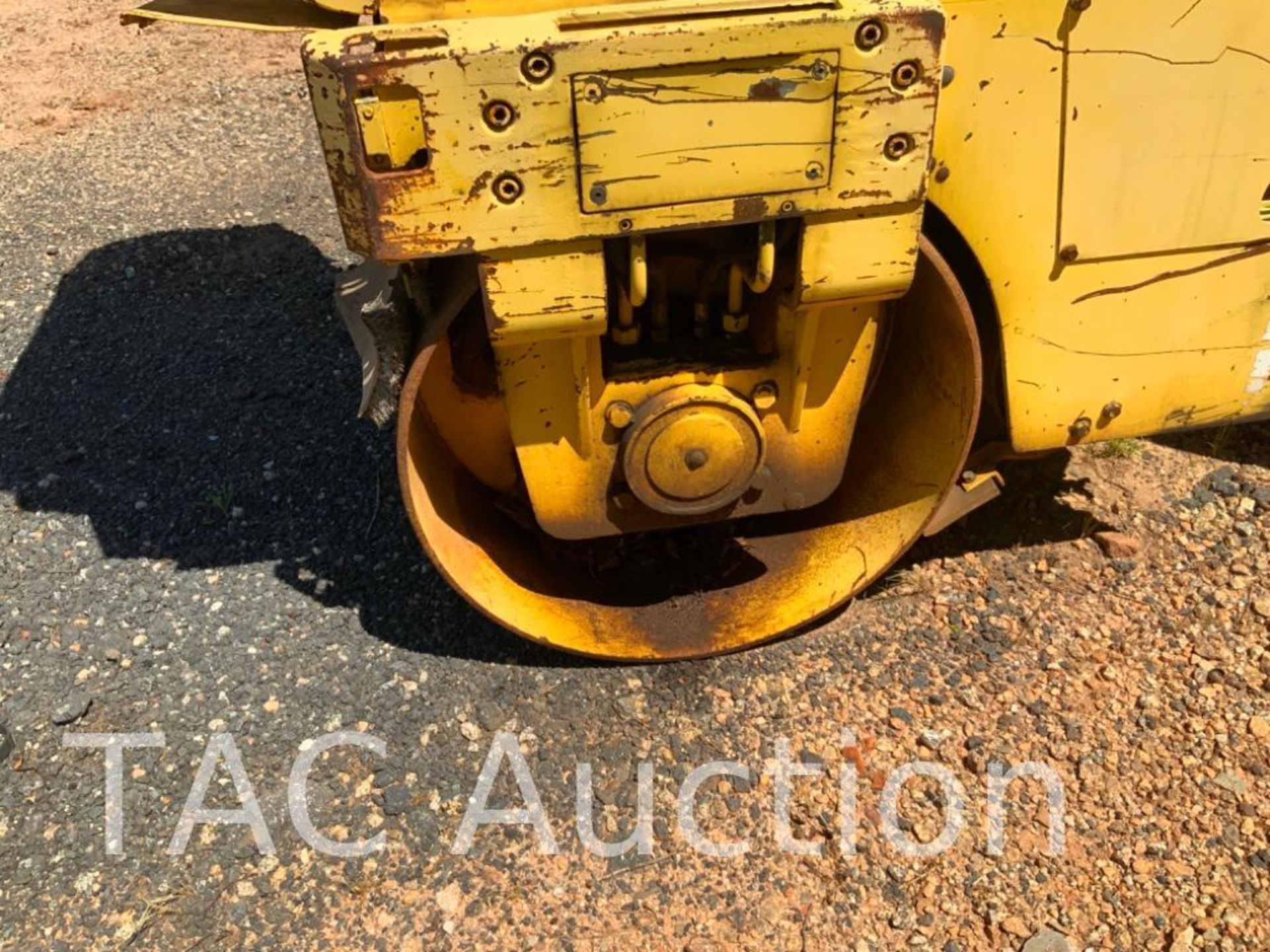 BOMAG BW100AD-2 Smooth Drum Roller - Image 15 of 24