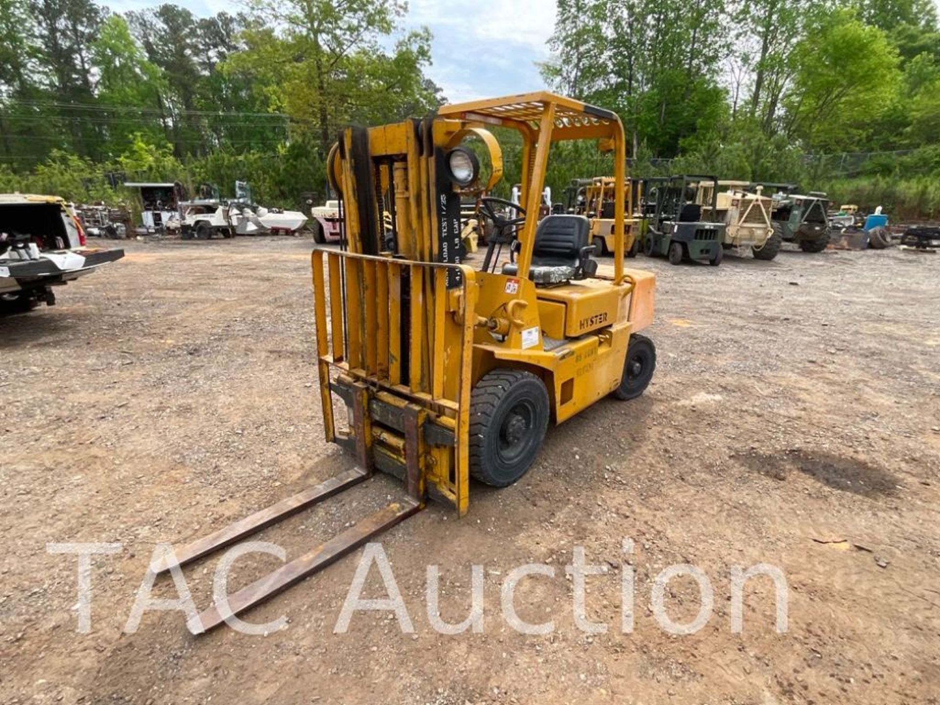 Hyster H40XLM 4000lb Diesel Forklift