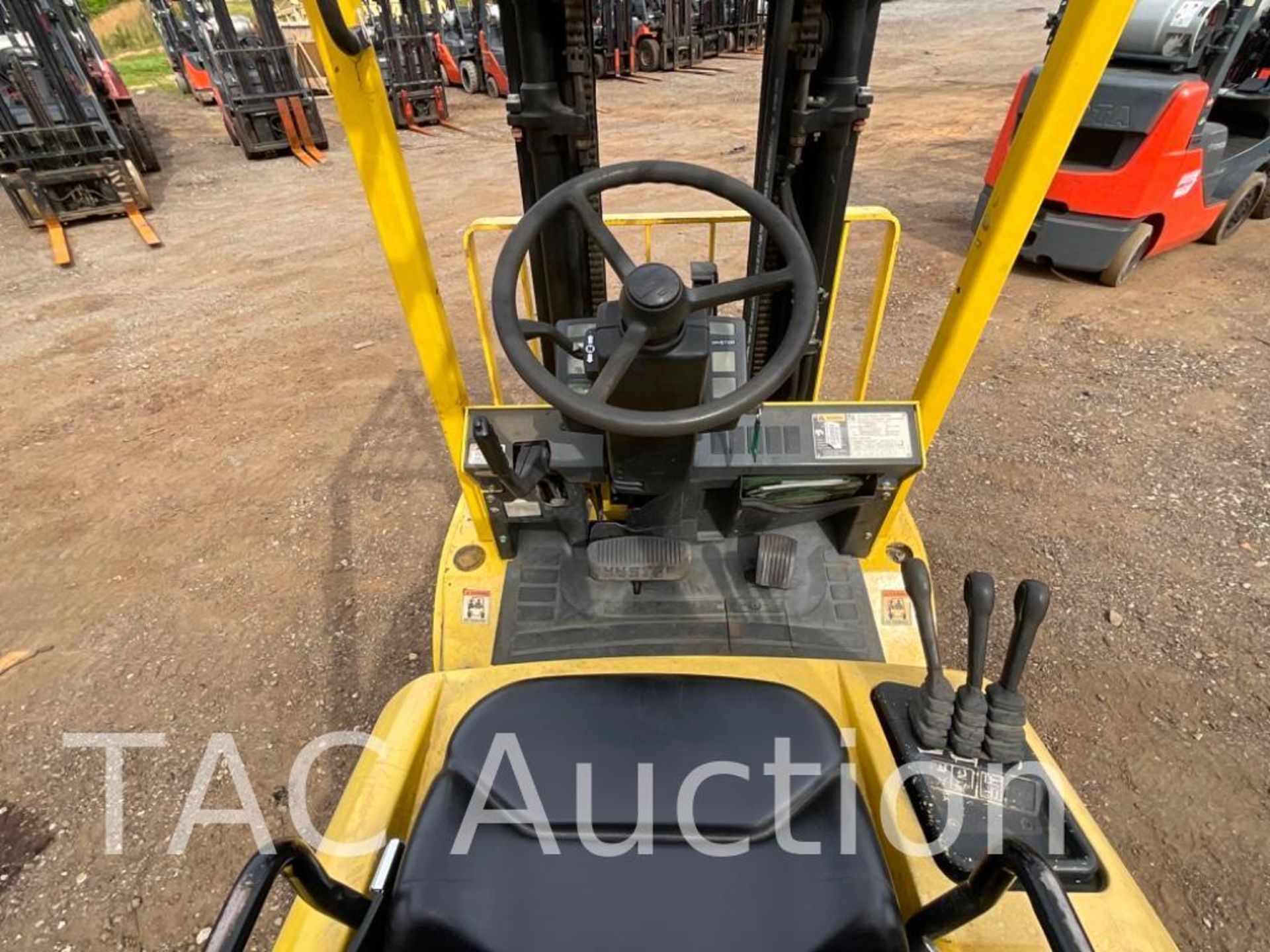 Hyster H40XMS 3850lb Diesel Forklift - Image 10 of 26