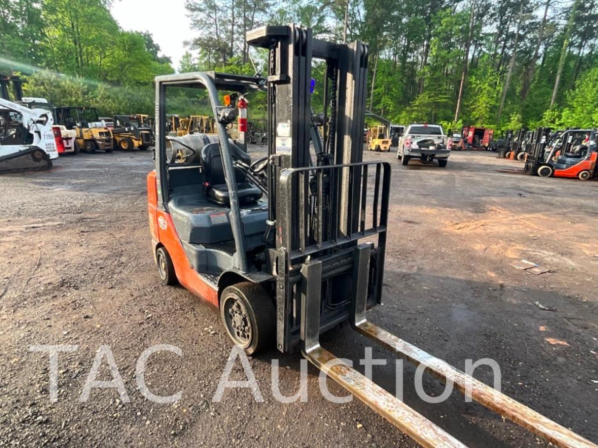 2018 Toyota 8FGCU30 6000lb Forklift - Image 7 of 17