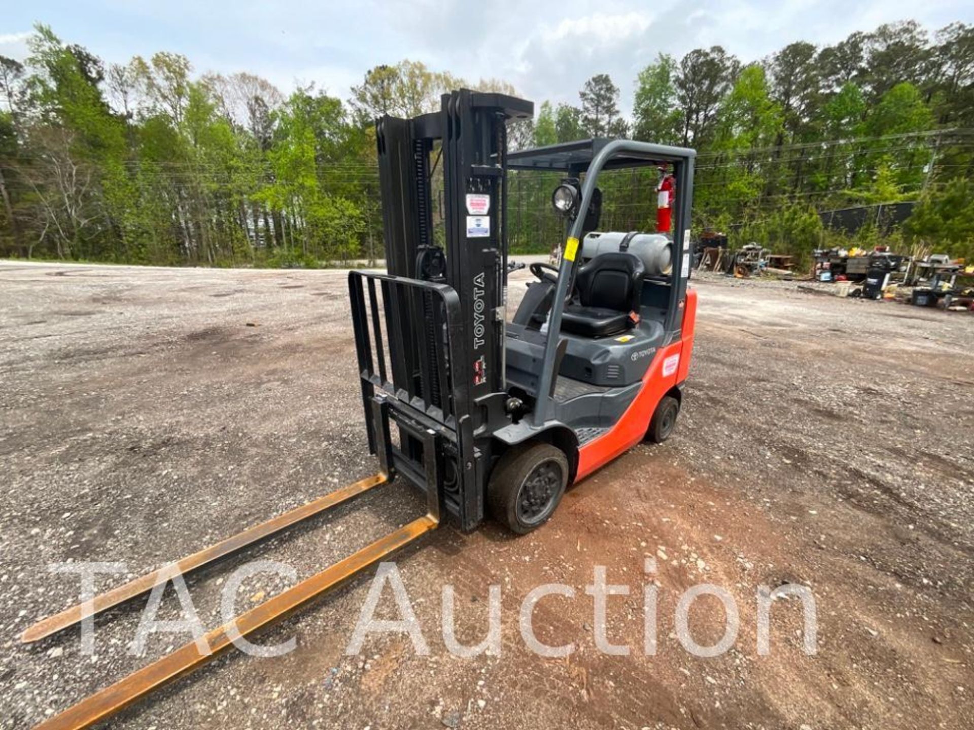 Toyota 8FGCU25 5000lb Forklift - Image 11 of 21