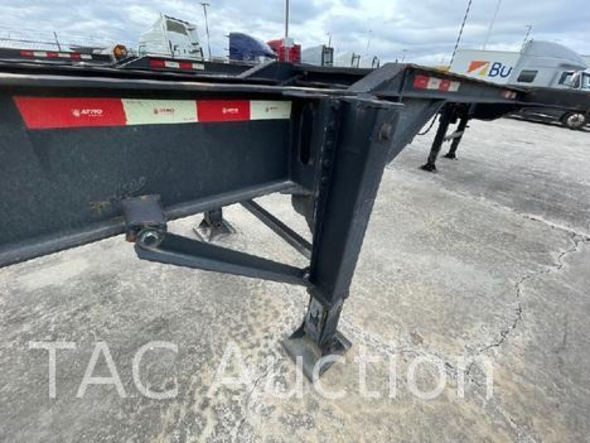 2023 ATRO 40ft Container Chassis - Image 18 of 50