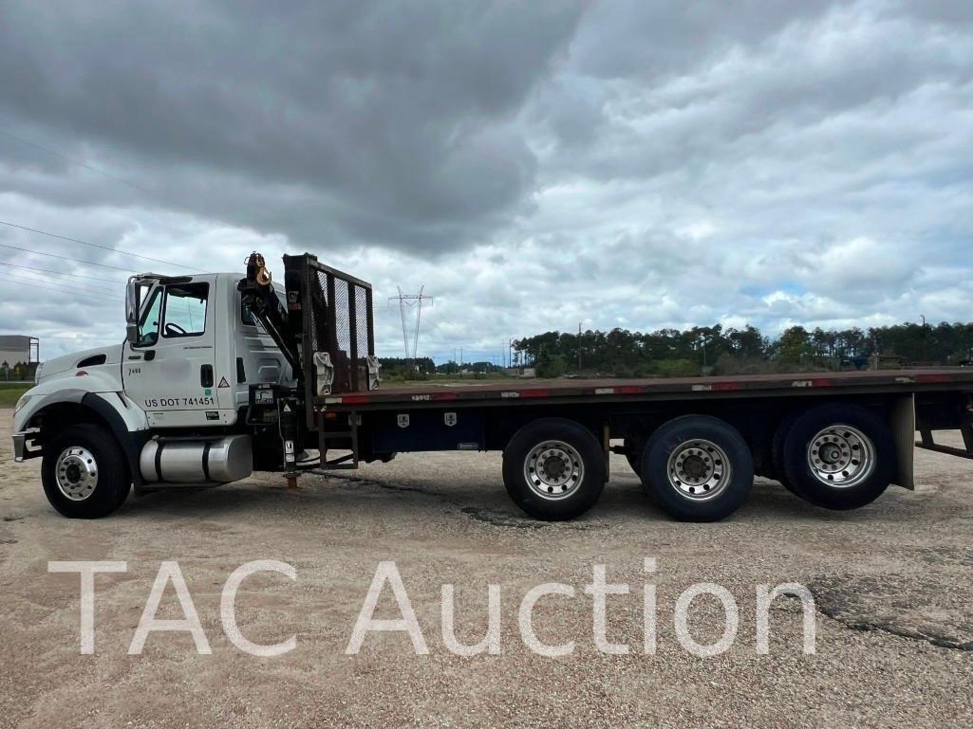 2007 International 7600 Tri-Axle Flatbed Truck W/ Knuckle Boom - Image 2 of 88