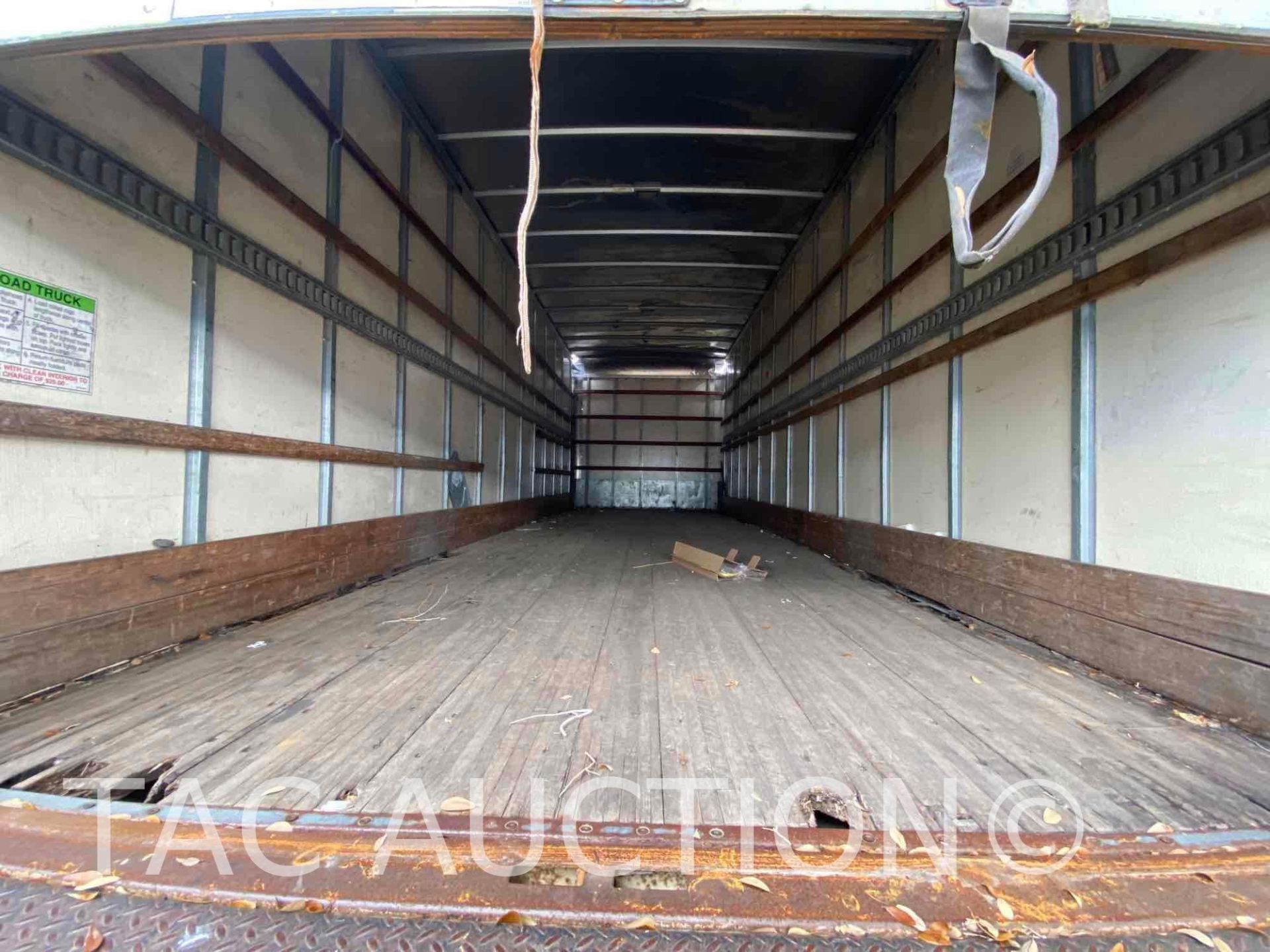 2016 Hino 268 26ft Box Truck - Image 32 of 69
