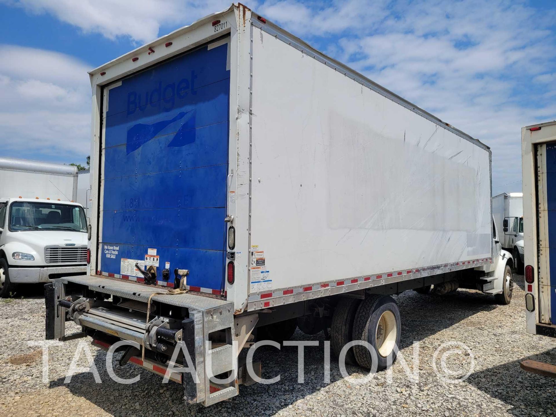 2018 Freightliner M2 26ft Box Truck - Image 4 of 69